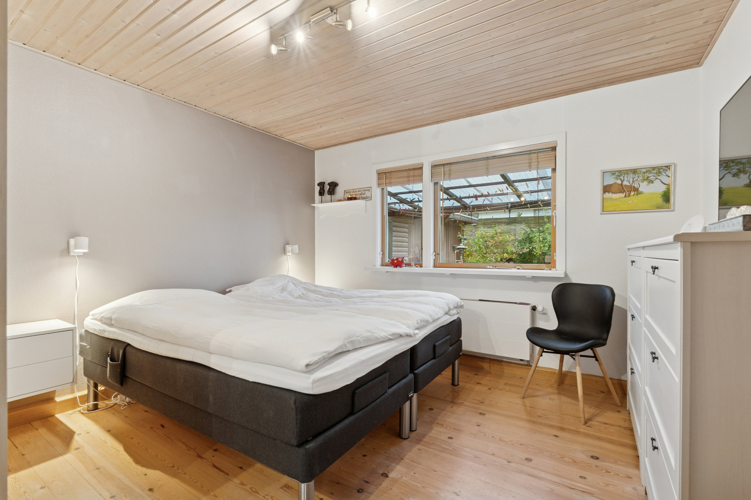 Fremhævet soveværelse billede i fuldskærmstilstand. Billede af Askevænget 15, 5800 Nyborg