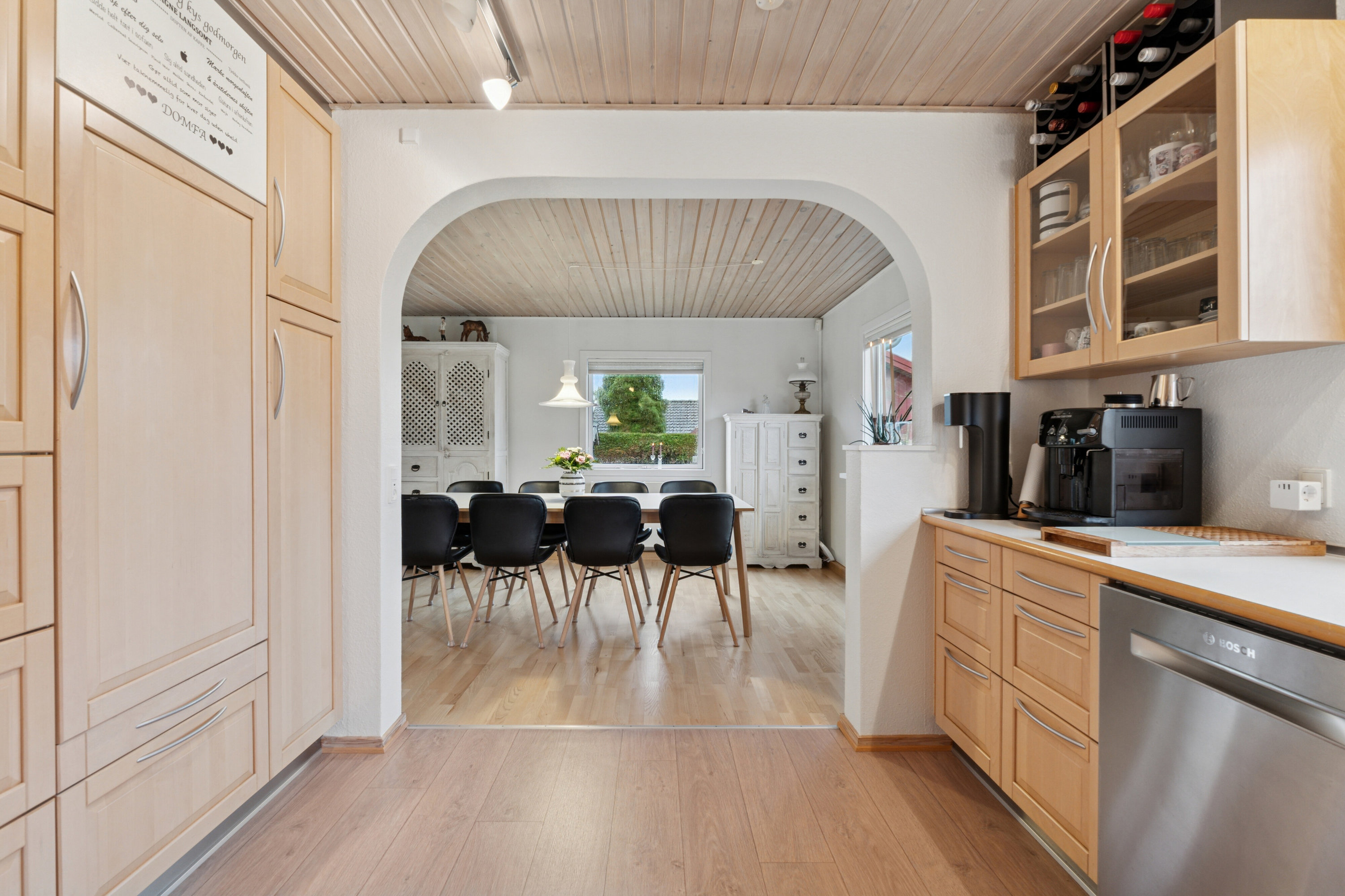 Fremhævet køkken billede i fuldskærmstilstand. Billede af Askevænget 15, 5800 Nyborg