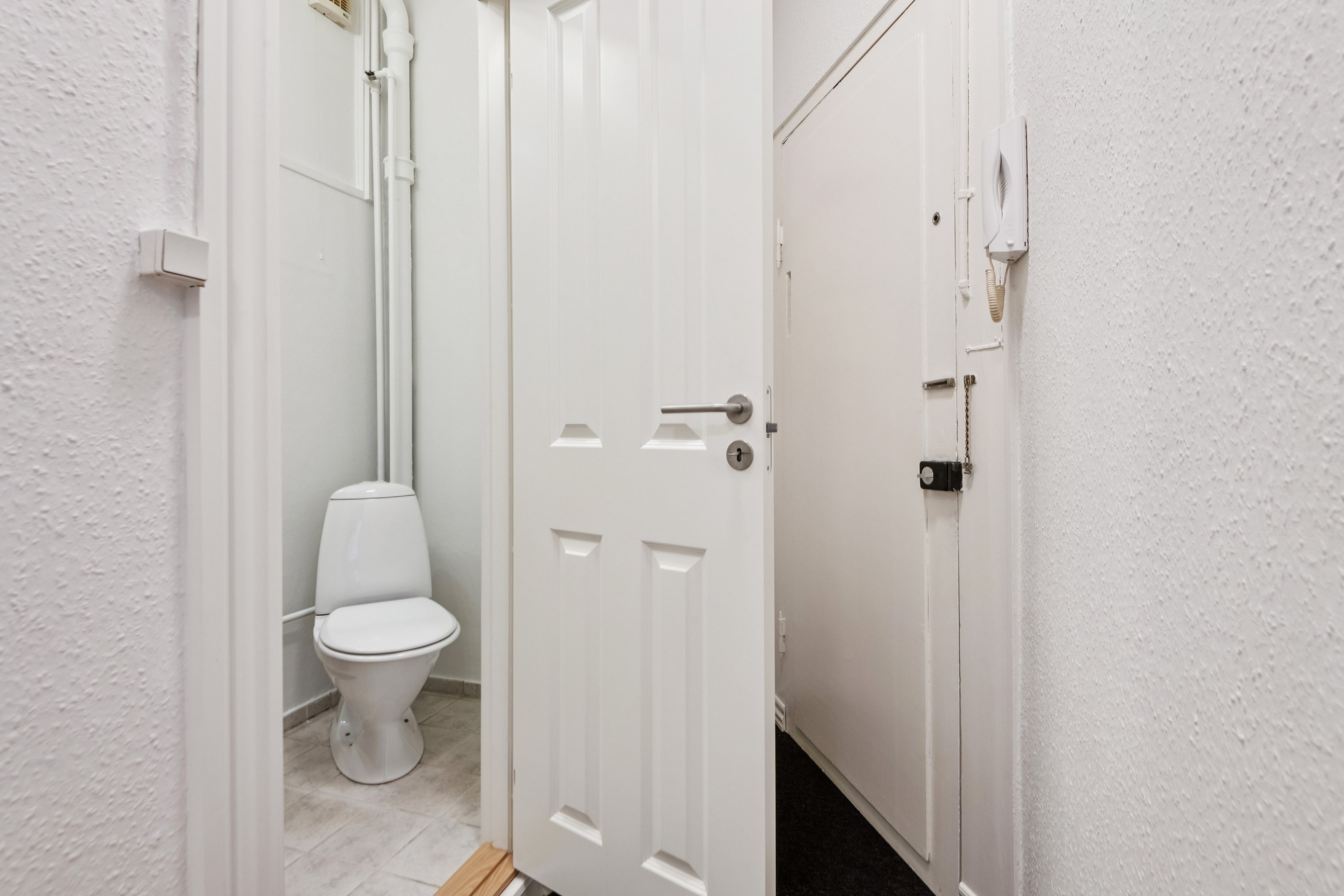 Fremhævet badeværelse billede i fuldskærmstilstand. Billede af Christiansgade 35, st.. tv., 9000 Aalborg