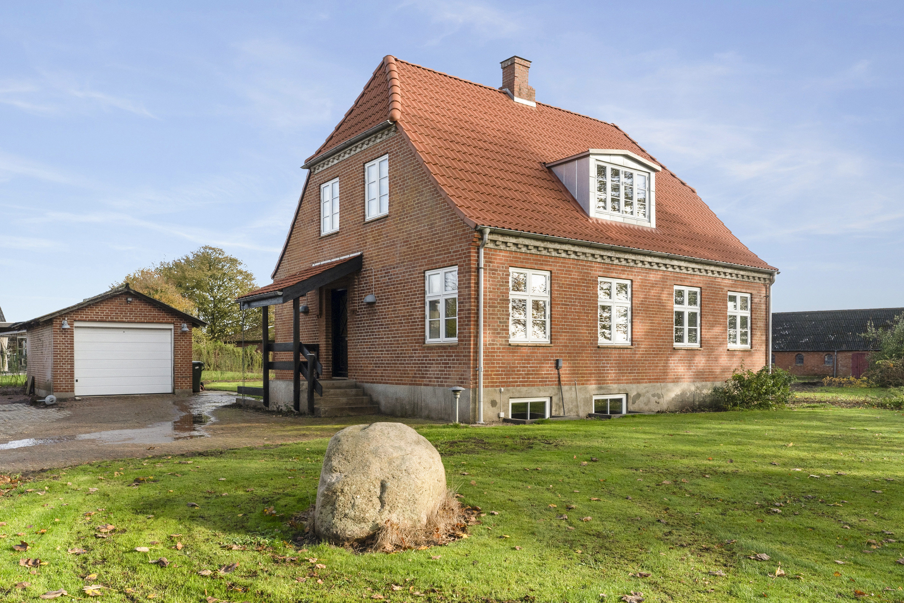 Fremhævet ejendommen billede i fuldskærmstilstand. Billede af Holmen 2, Bjerre, 8783 Hornsyld