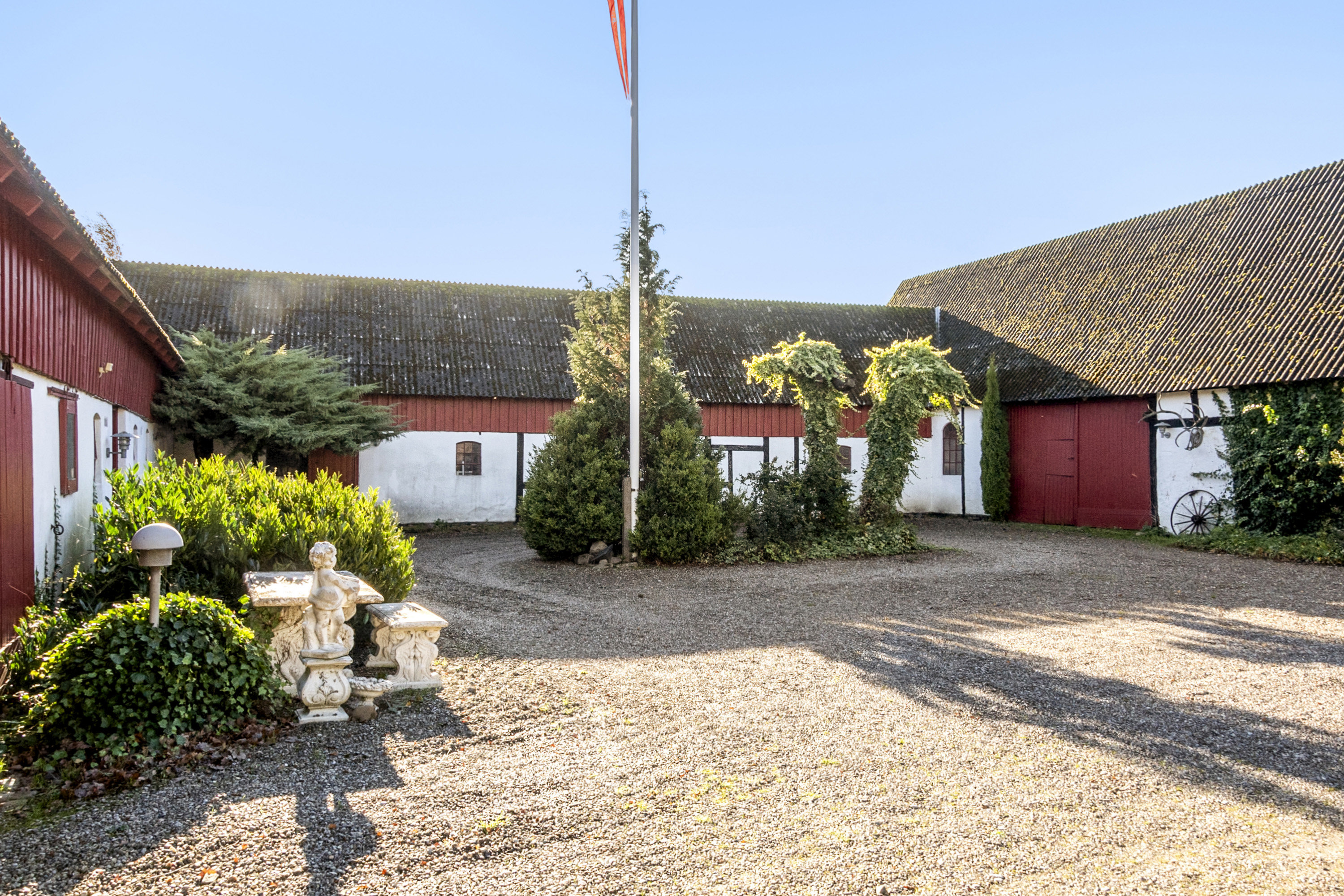 Fremhævet ejendommen billede i fuldskærmstilstand. Billede af Rude Havvej 115, Rude, 8300 Odder