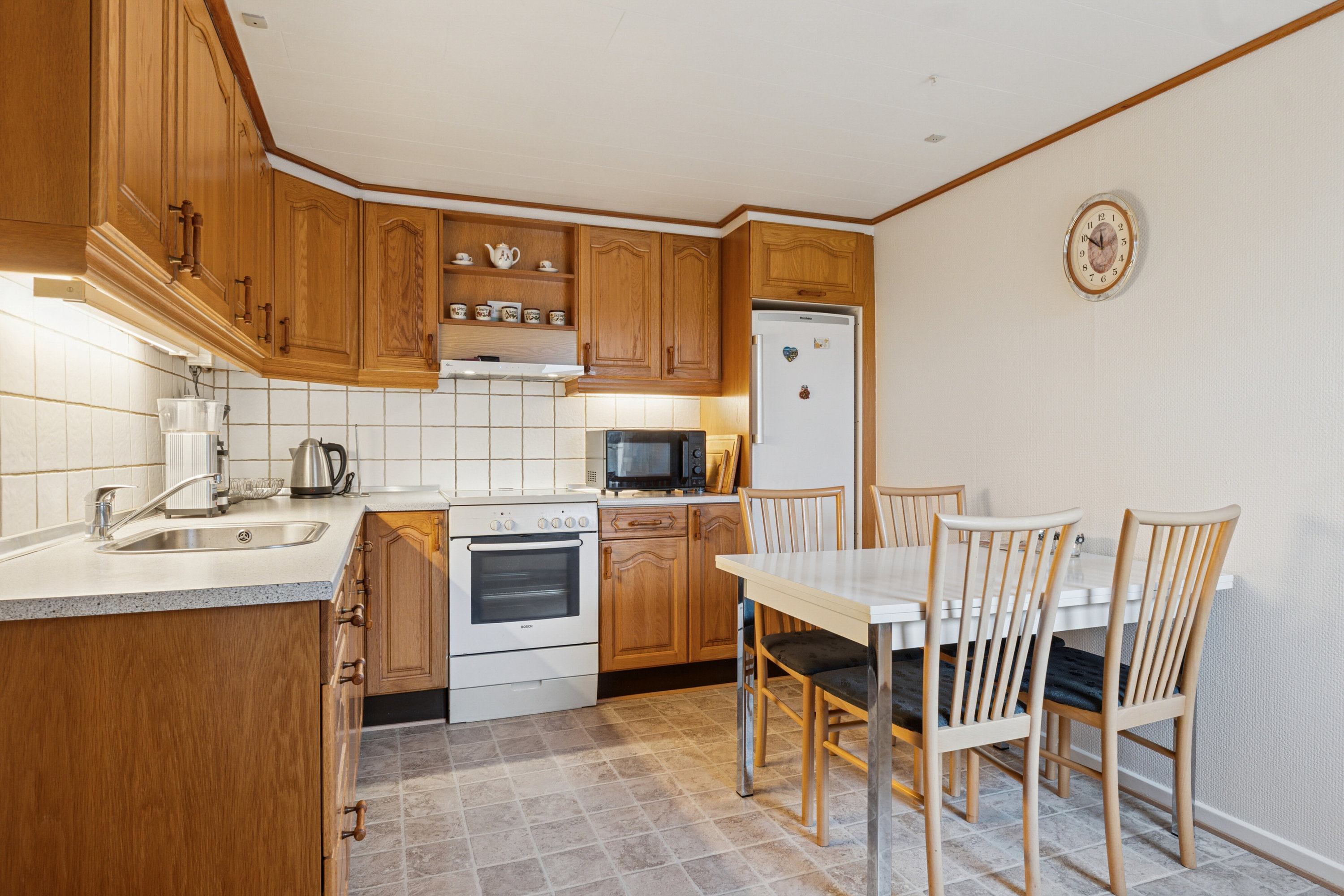 Fremhævet køkken billede i fuldskærmstilstand. Billede af Astrupvej 722, Astrup, 9800 Hjørring