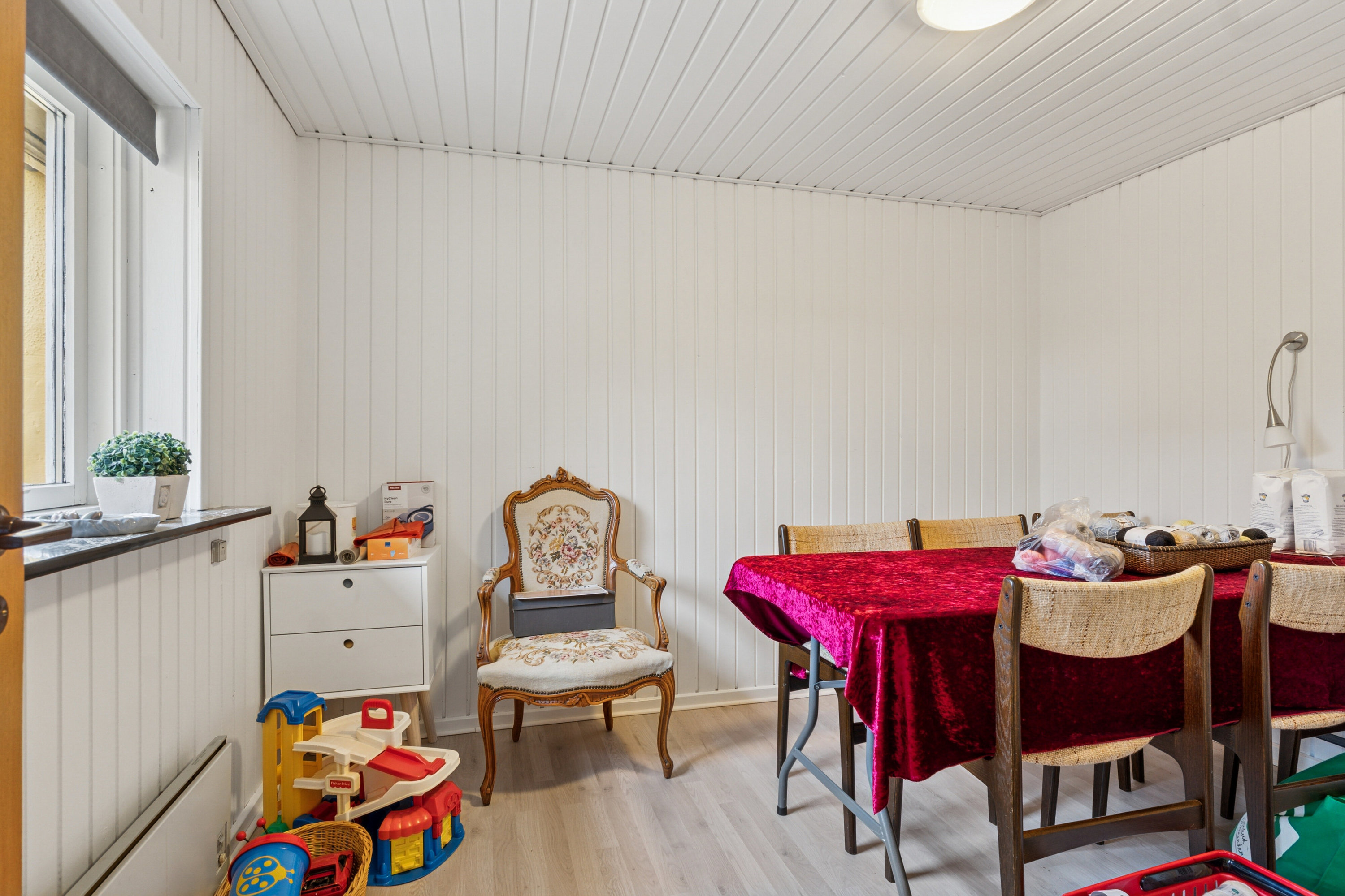 Fremhævet værelse billede i fuldskærmstilstand. Billede af Astrupvej 722, Astrup, 9800 Hjørring