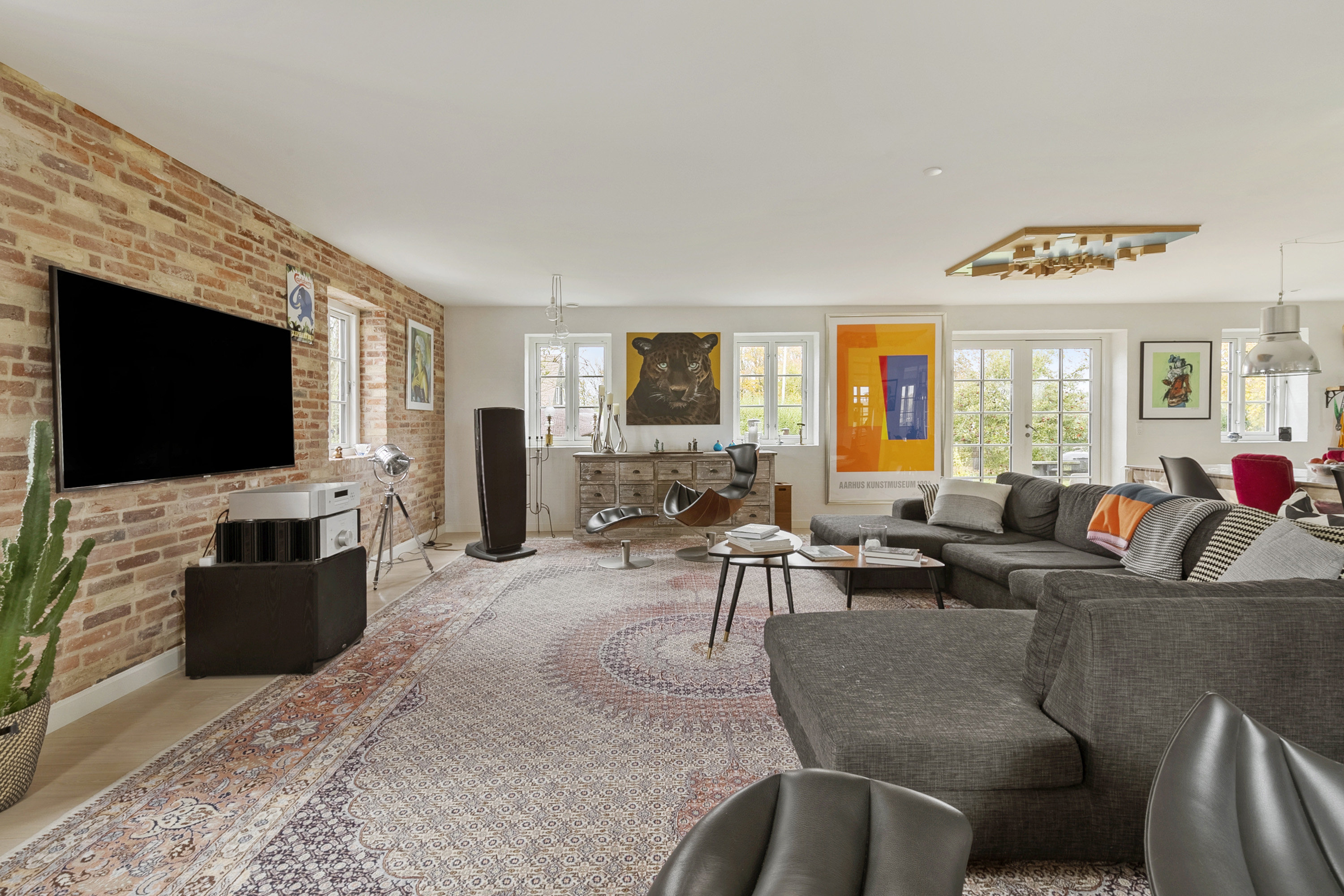 Fremhævet stue billede i fuldskærmstilstand. Billede af Søvangsvej 13, 8355 Solbjerg