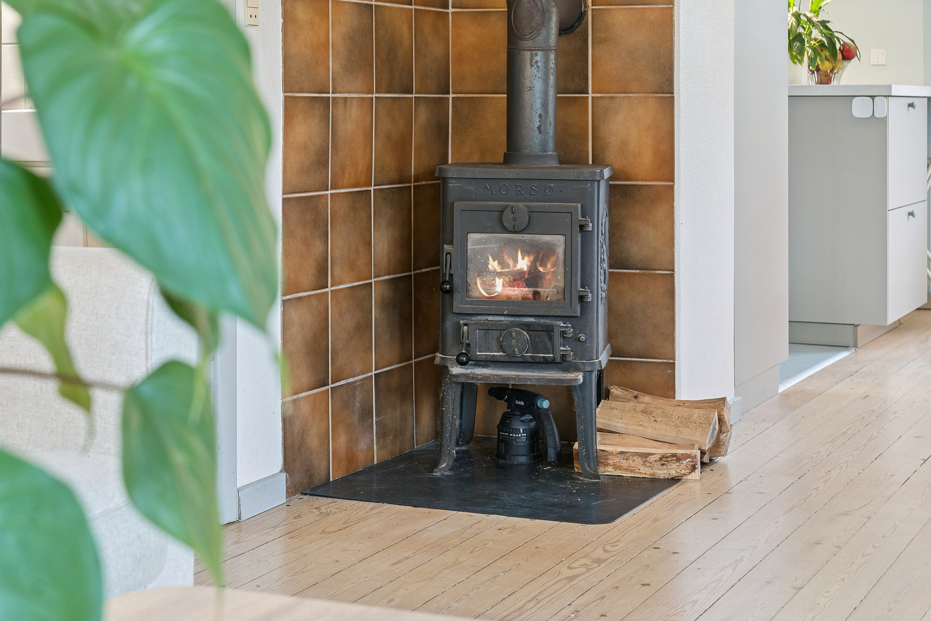 Fremhævet stue billede i fuldskærmstilstand. Billede af Bødkergårdsvej 19, 3300 Frederiksværk