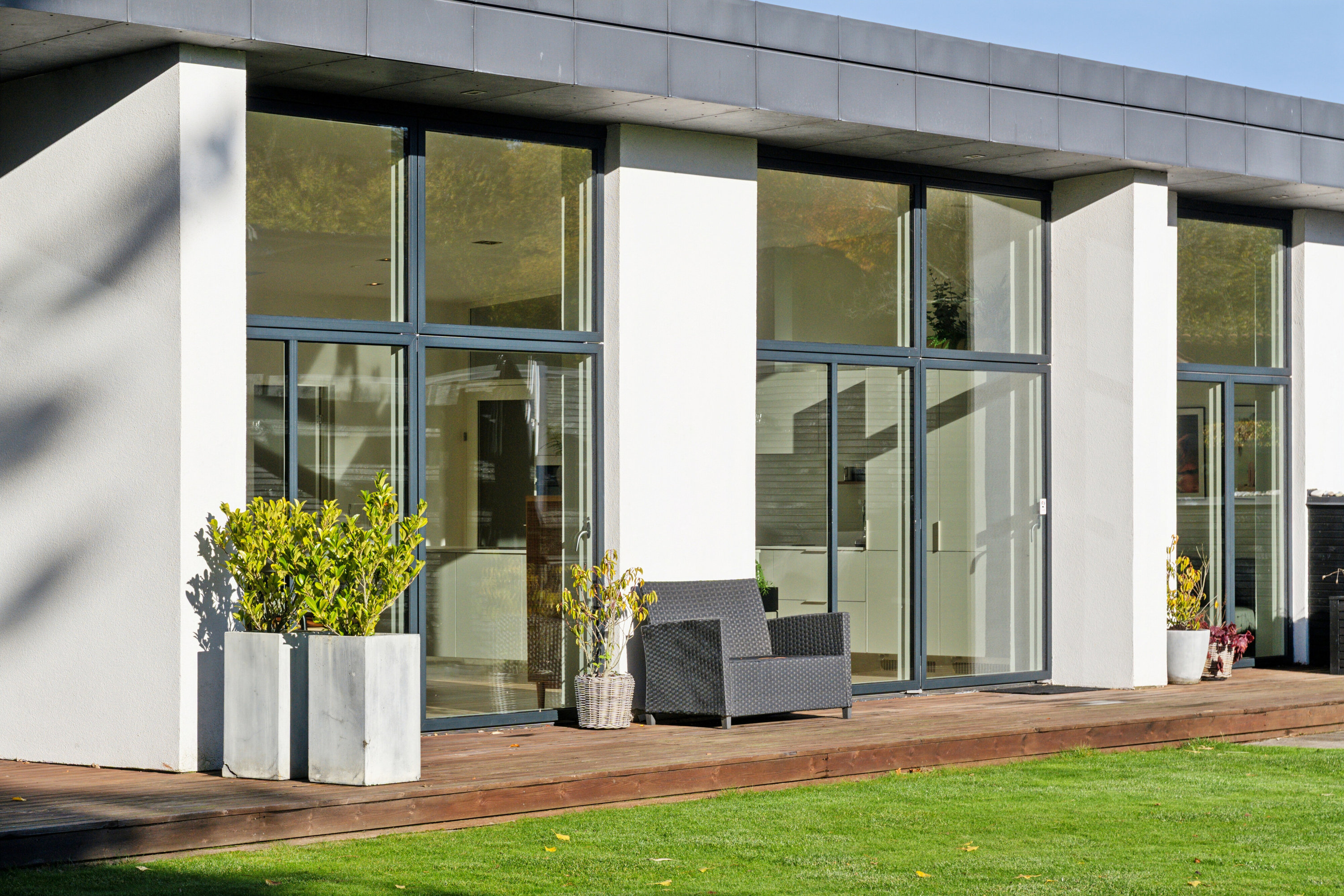 Fremhævet terrasse billede i fuldskærmstilstand. Billede af Elmehøjvej 21A, Skåde, 8270 Højbjerg