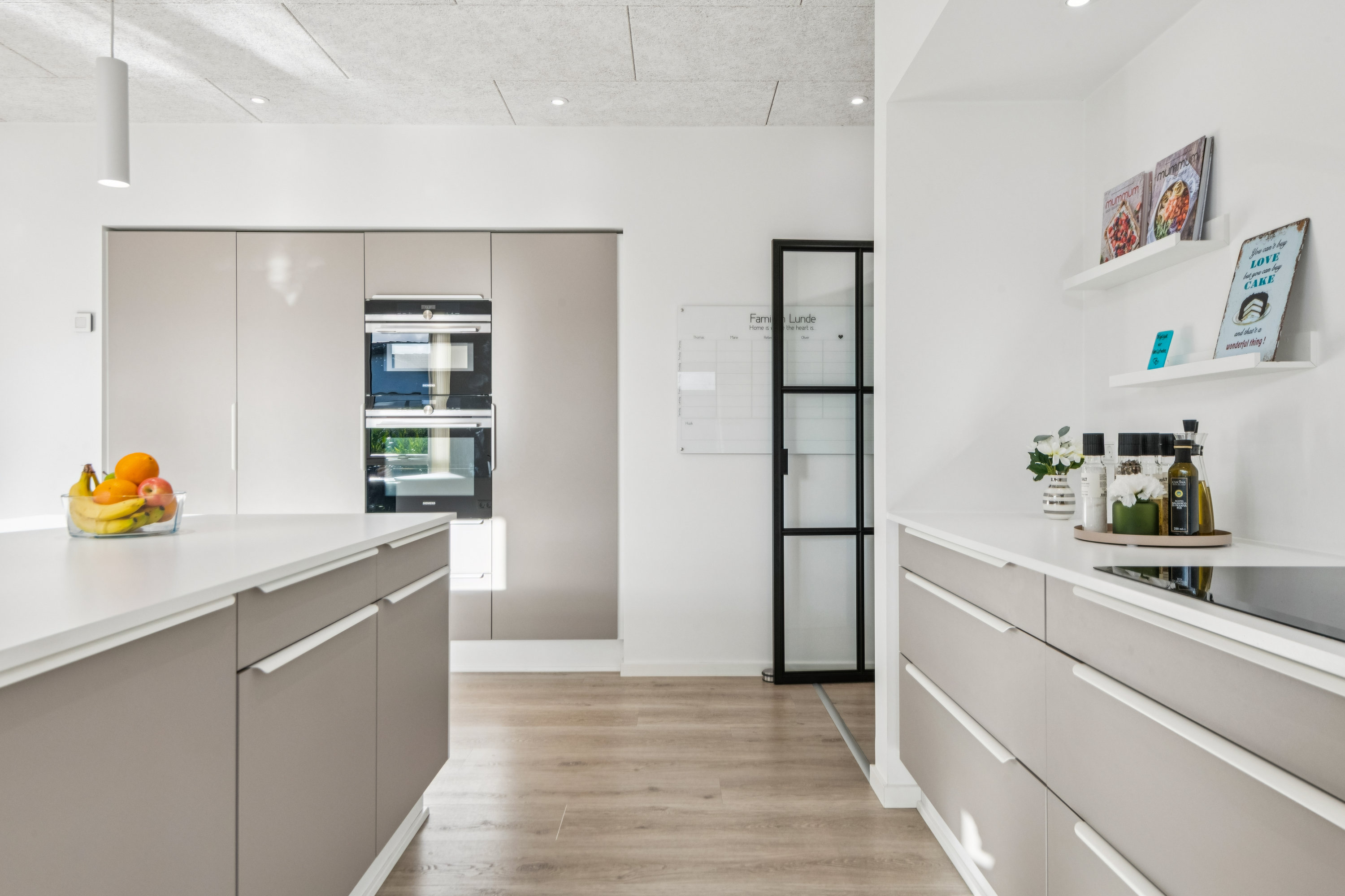 Fremhævet køkken billede i fuldskærmstilstand. Billede af Kornmarken 18, 9240 Nibe