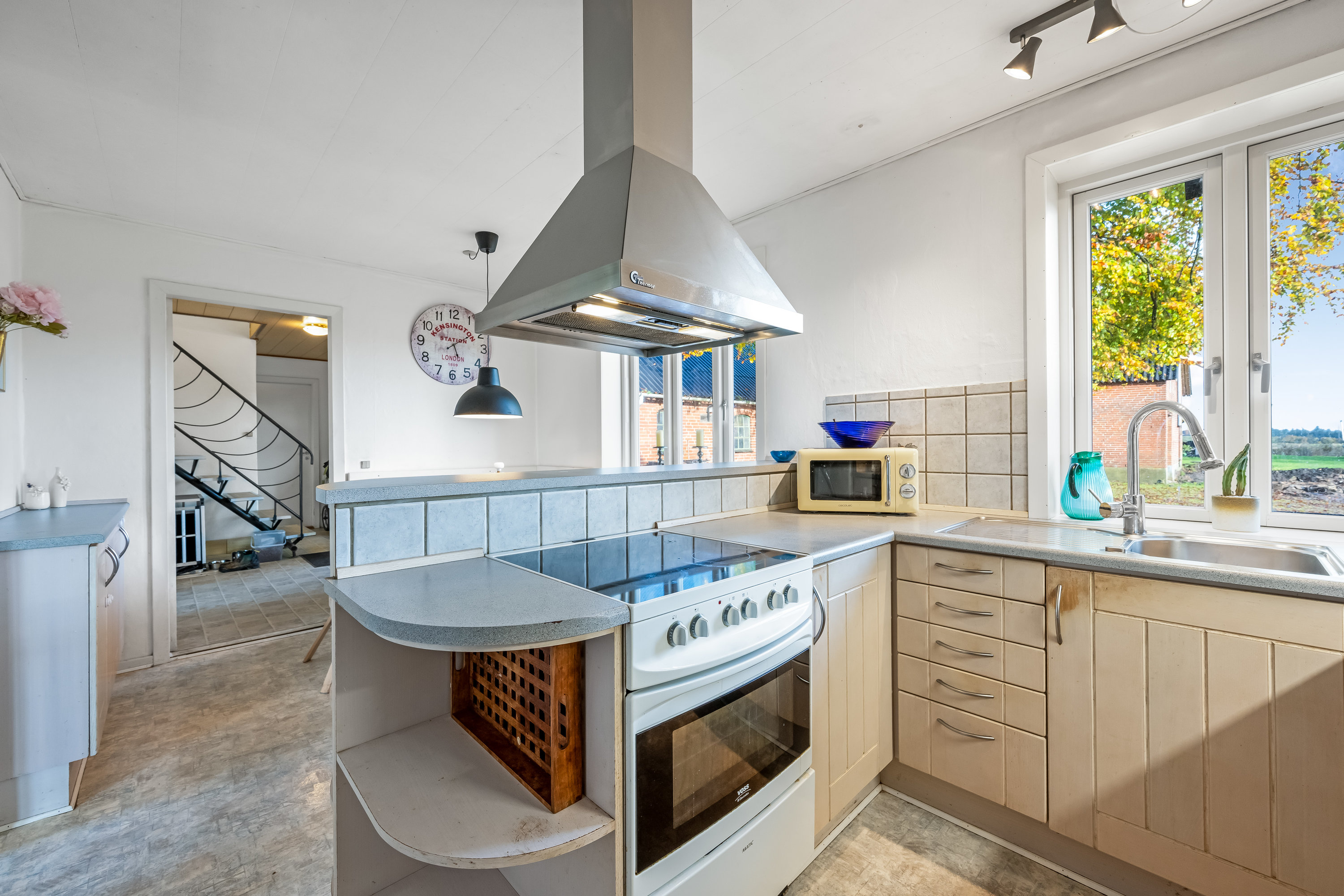 Fremhævet køkken billede i fuldskærmstilstand. Billede af Længstedal 10, Borris, 6900 Skjern