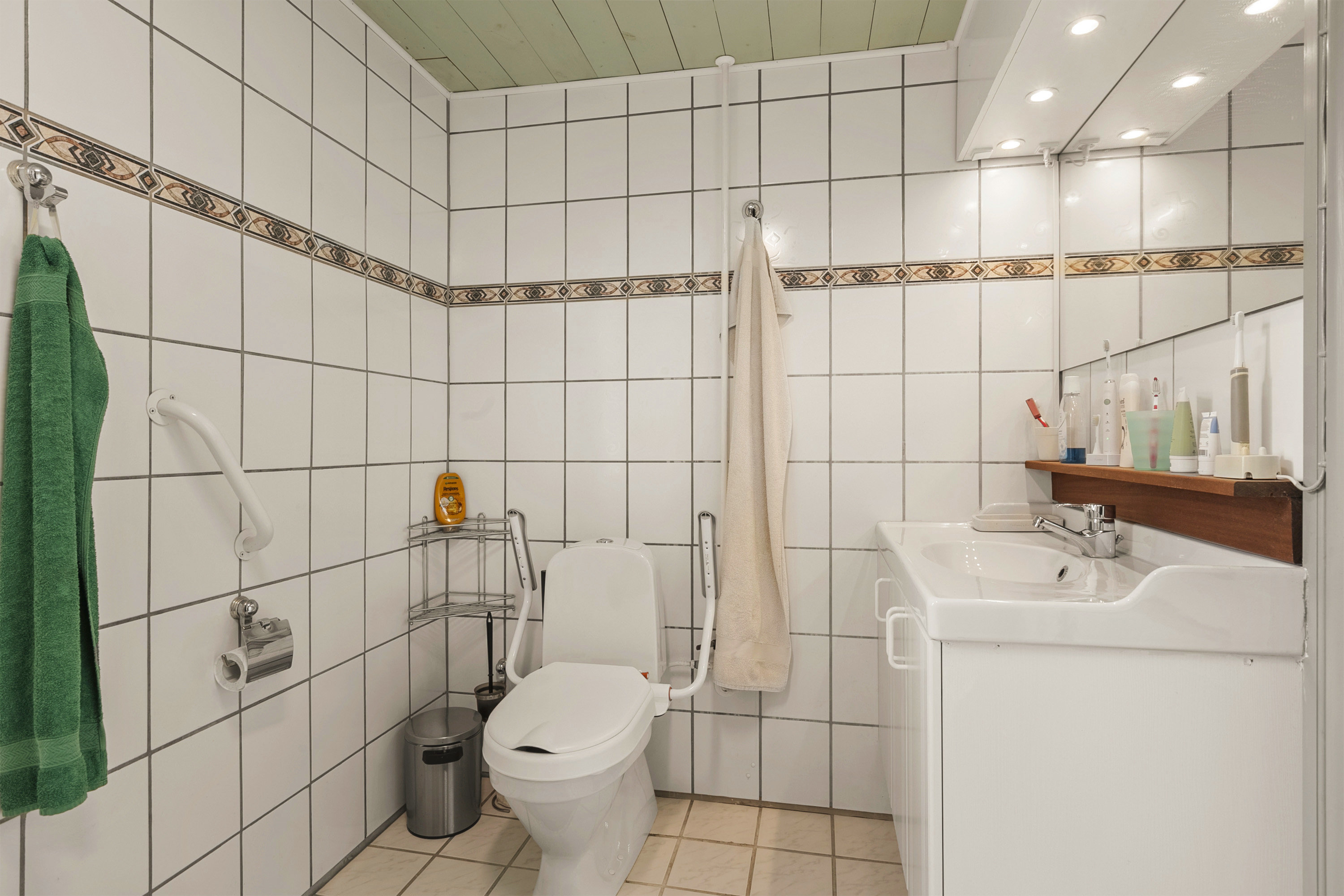 Fremhævet badeværelse billede i fuldskærmstilstand. Billede af Kirkevej 11A, Felsted, 6200 Aabenraa