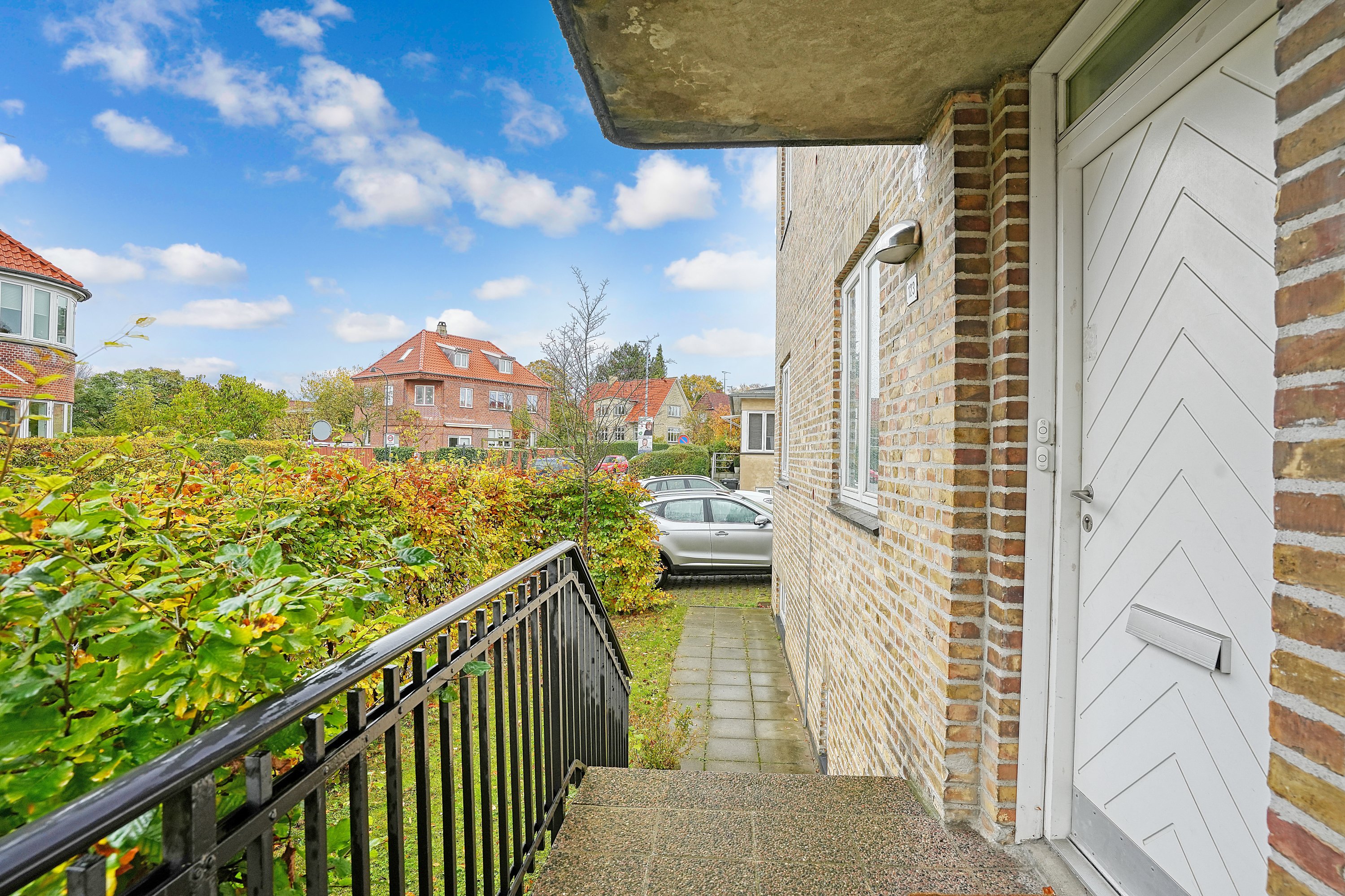 Fremhævet ejendommen billede i fuldskærmstilstand. Billede af Dyssegårdsvej 123, 1., 2870 Dyssegård