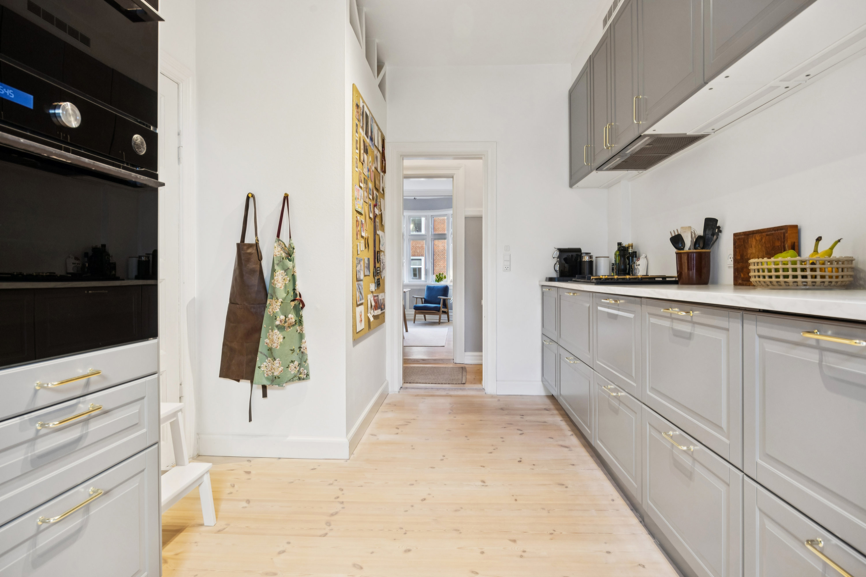 Fremhævet køkken billede i fuldskærmstilstand. Billede af Østerbro 80, 2. tv., 9000 Aalborg