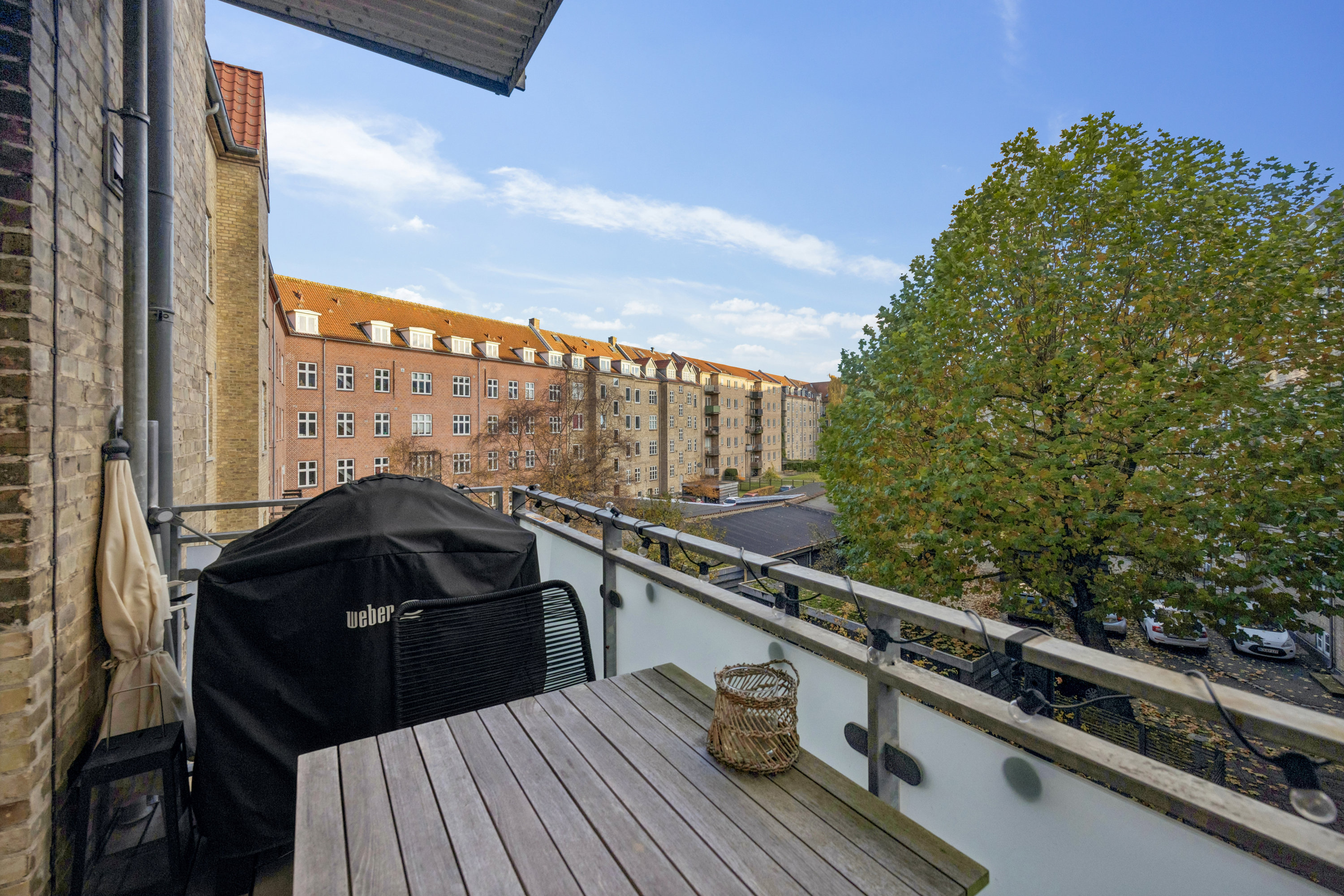 Fremhævet altan billede i fuldskærmstilstand. Billede af Østerbro 80, 2. tv., 9000 Aalborg