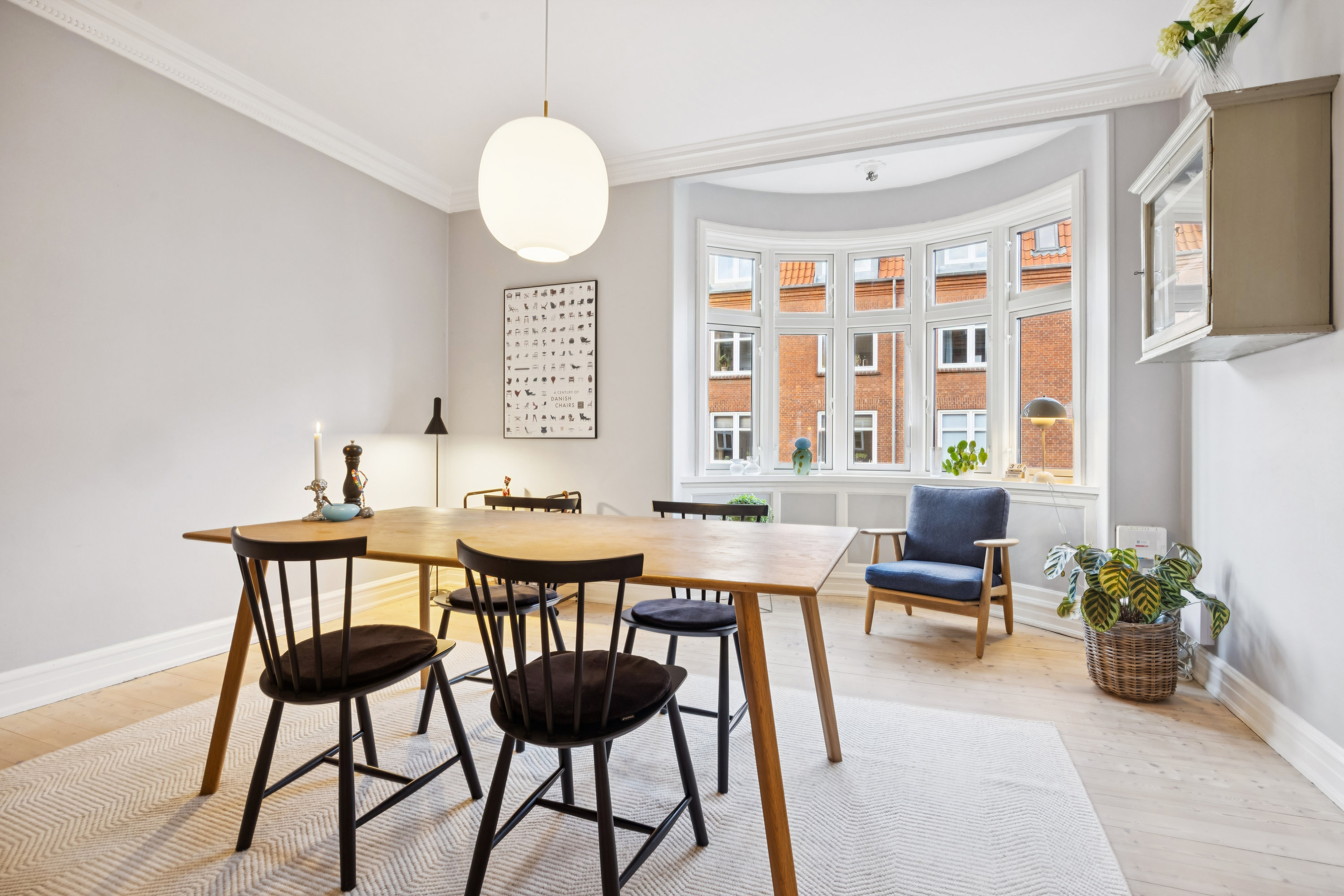 Fremhævet stue billede i fuldskærmstilstand. Billede af Østerbro 80, 2. tv., 9000 Aalborg