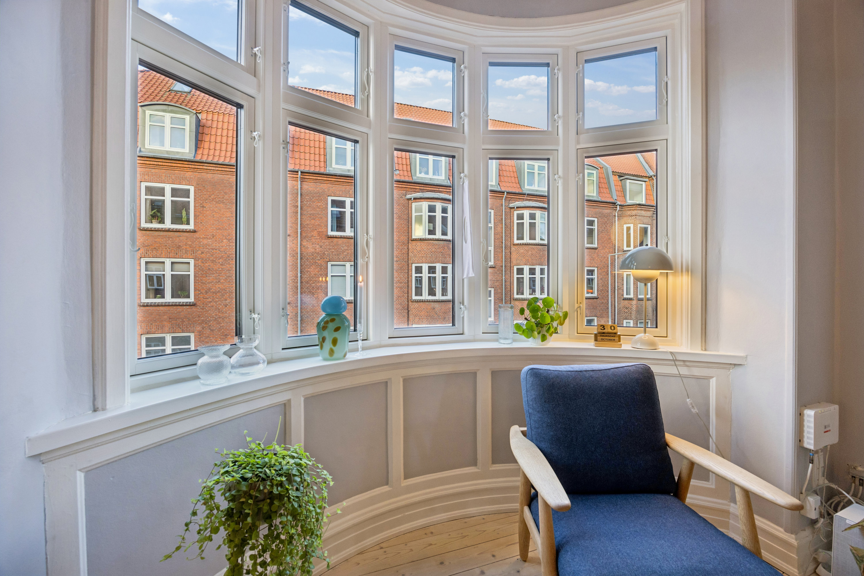 Fremhævet stue billede i fuldskærmstilstand. Billede af Østerbro 80, 2. tv., 9000 Aalborg