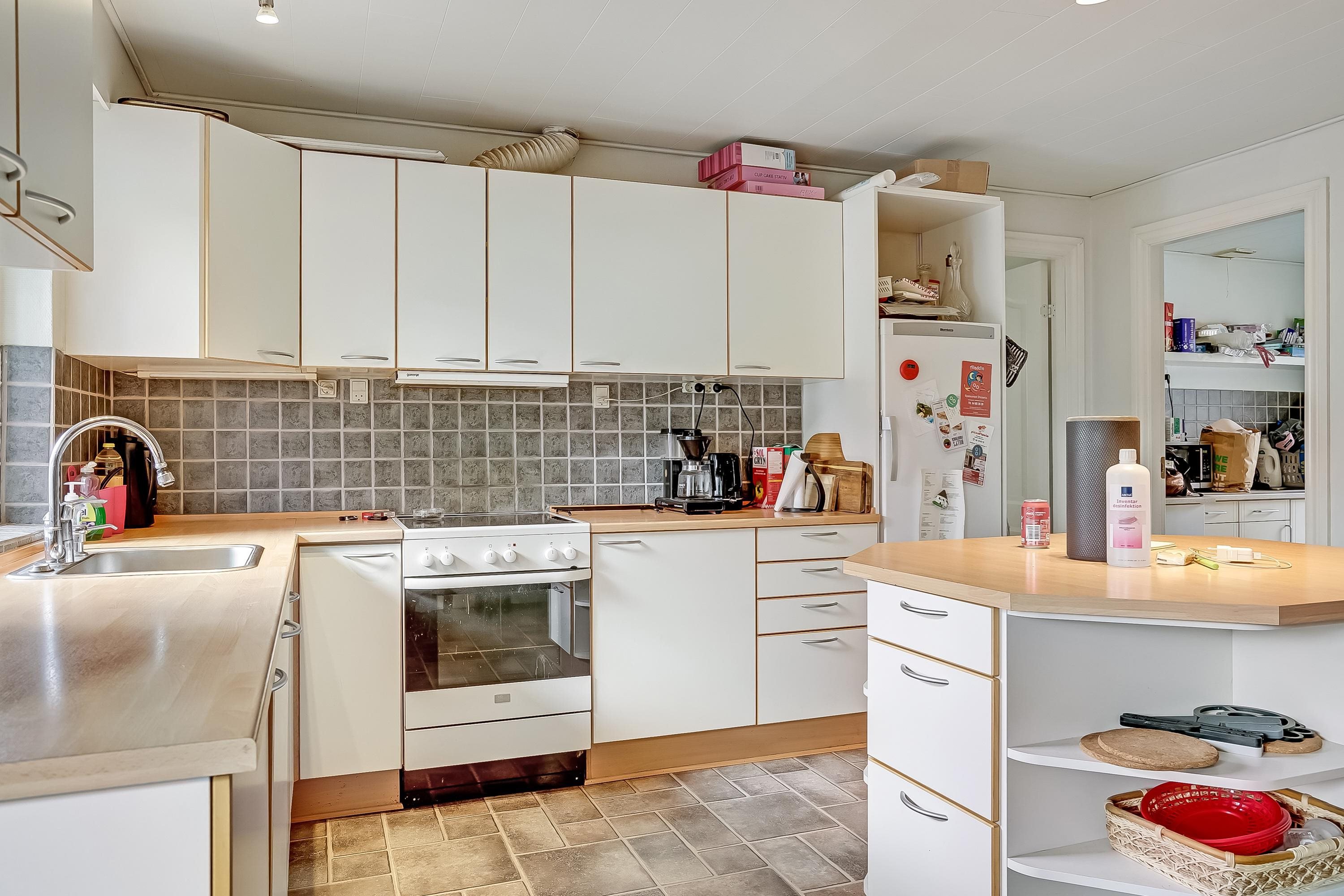 Fremhævet køkken billede i fuldskærmstilstand. Billede af Uggerslevvej 35A, Uggerslev, 5450 Otterup