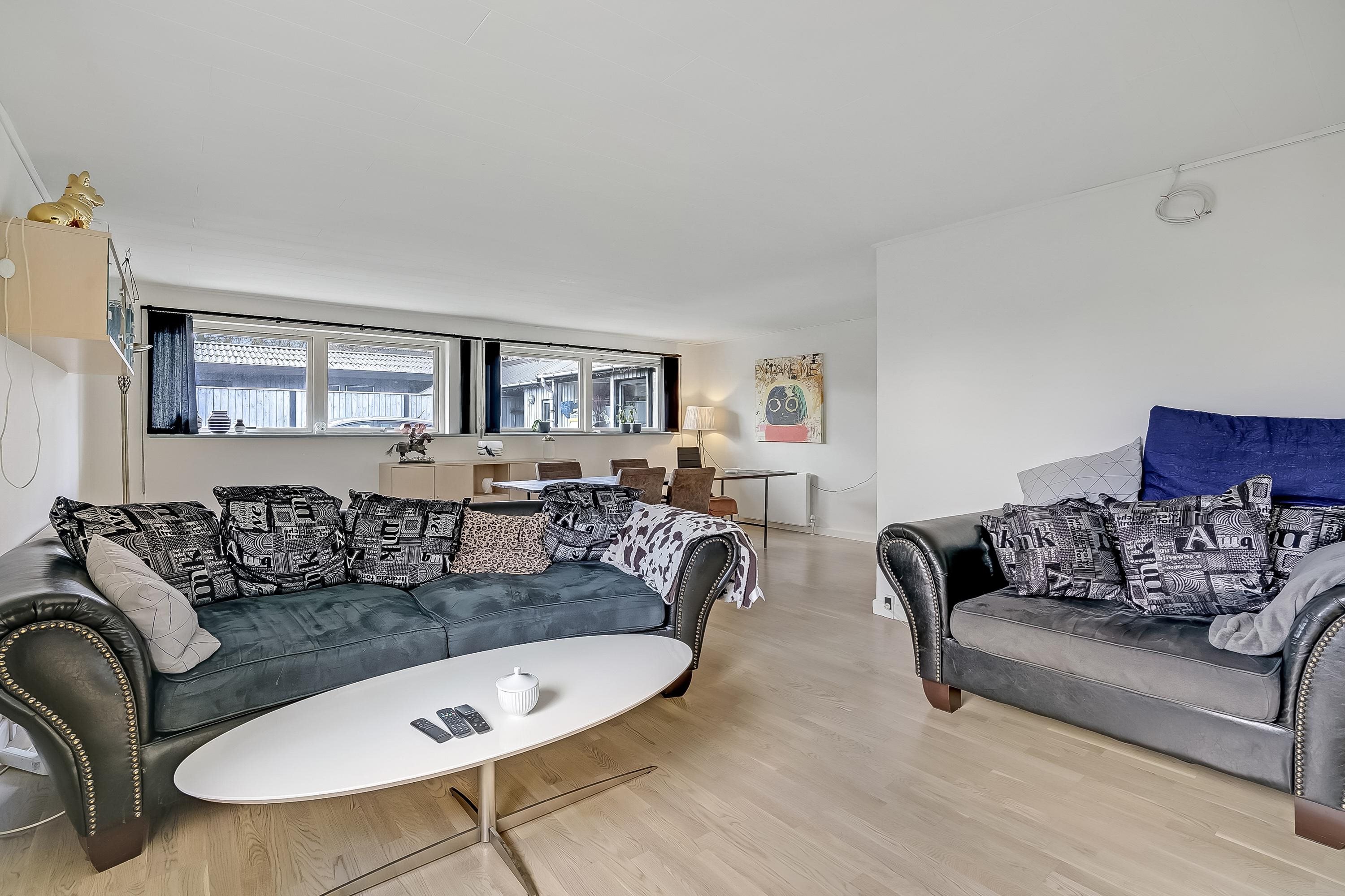 Fremhævet stue billede i fuldskærmstilstand. Billede af Uggerslevvej 35A, Uggerslev, 5450 Otterup