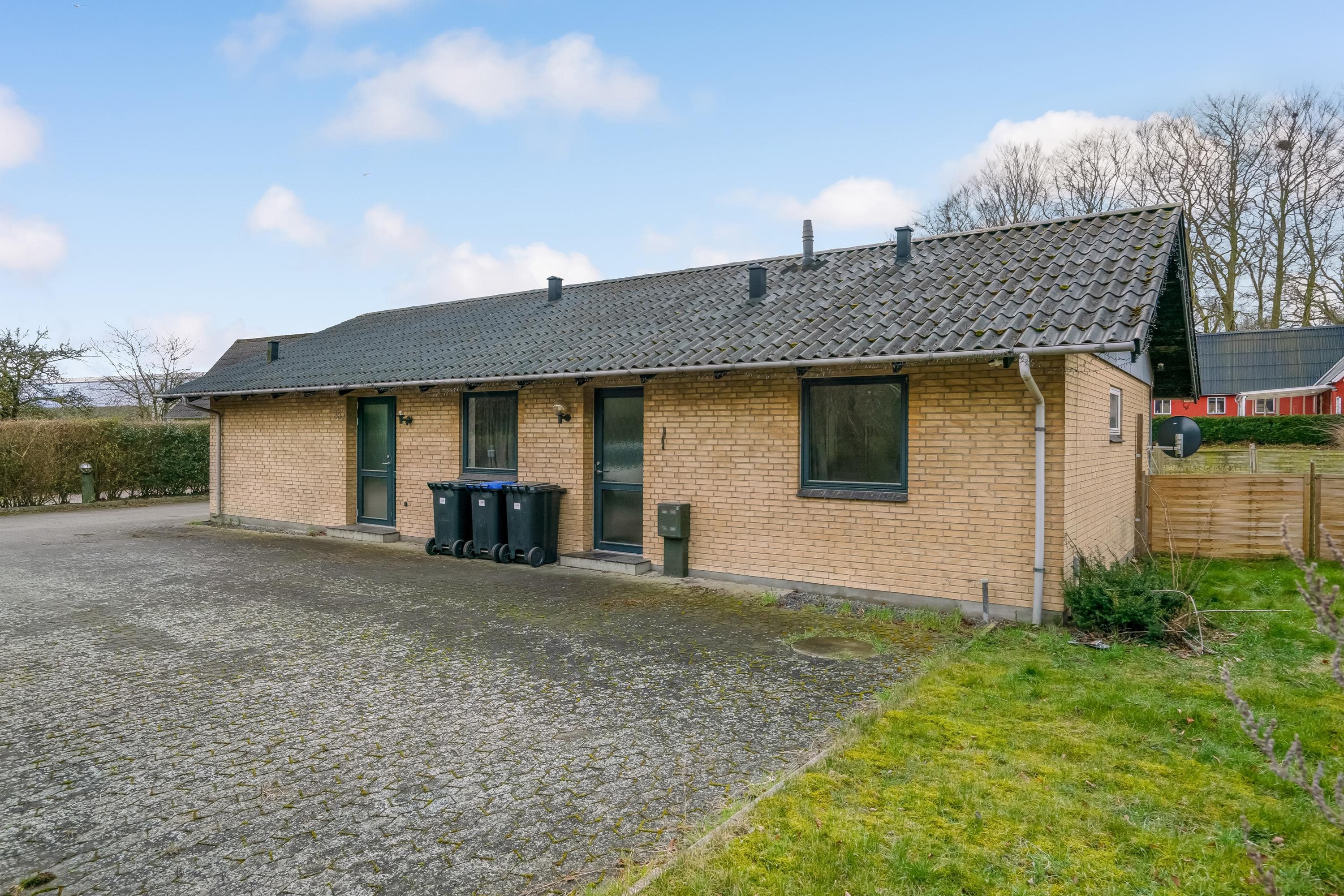 Fremhævet set fra vejen billede i fuldskærmstilstand. Billede af Uggerslevvej 35A, Uggerslev, 5450 Otterup