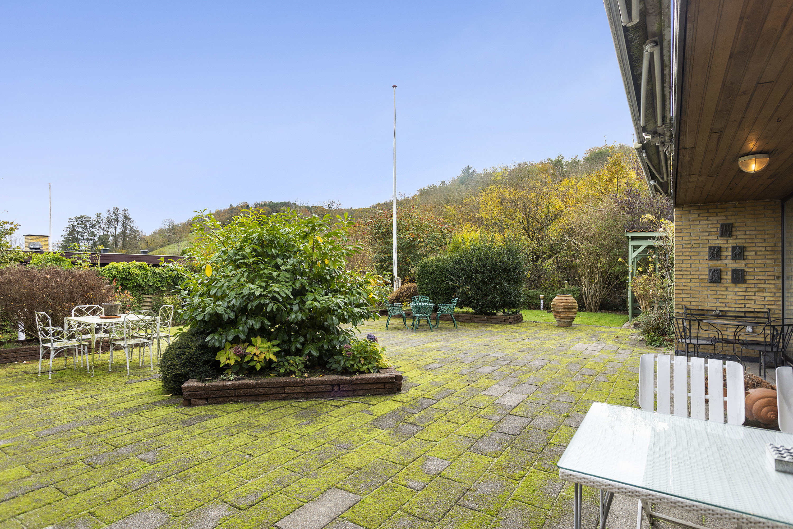 Fremhævet have billede i fuldskærmstilstand. Billede af Skovbrynet 16, 9900 Frederikshavn