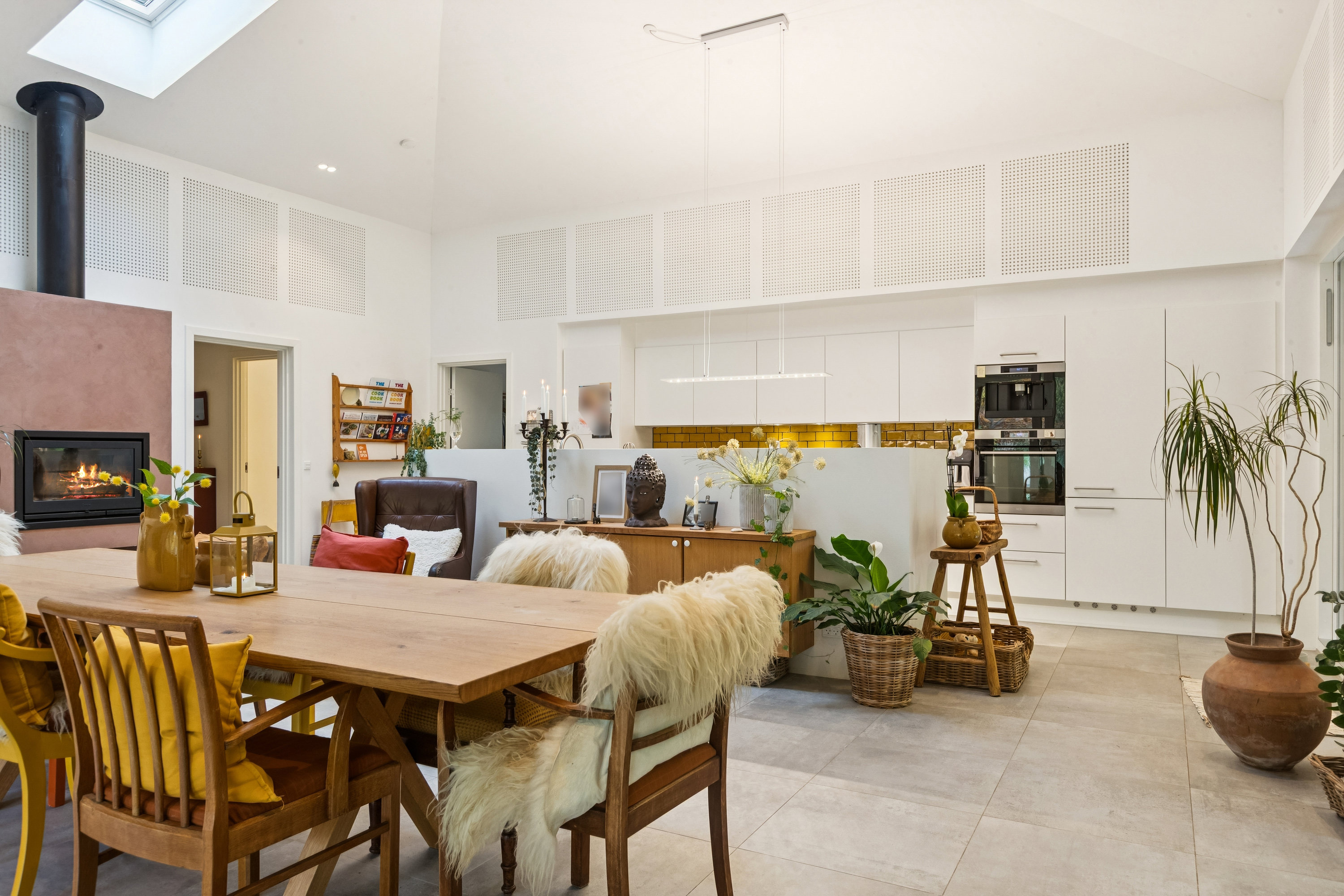 Fremhævet stue billede i fuldskærmstilstand. Billede af Kvædevej 1A, Langesø, 3080 Tikøb