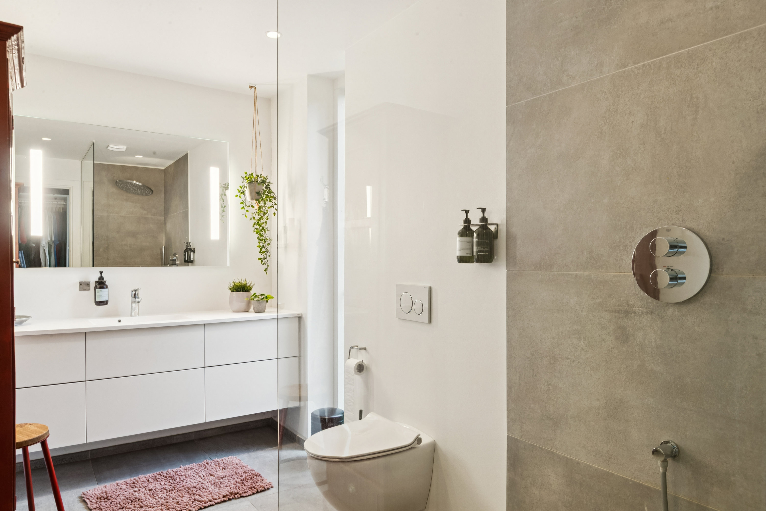 Fremhævet badeværelse billede i fuldskærmstilstand. Billede af Kvædevej 1A, Langesø, 3080 Tikøb