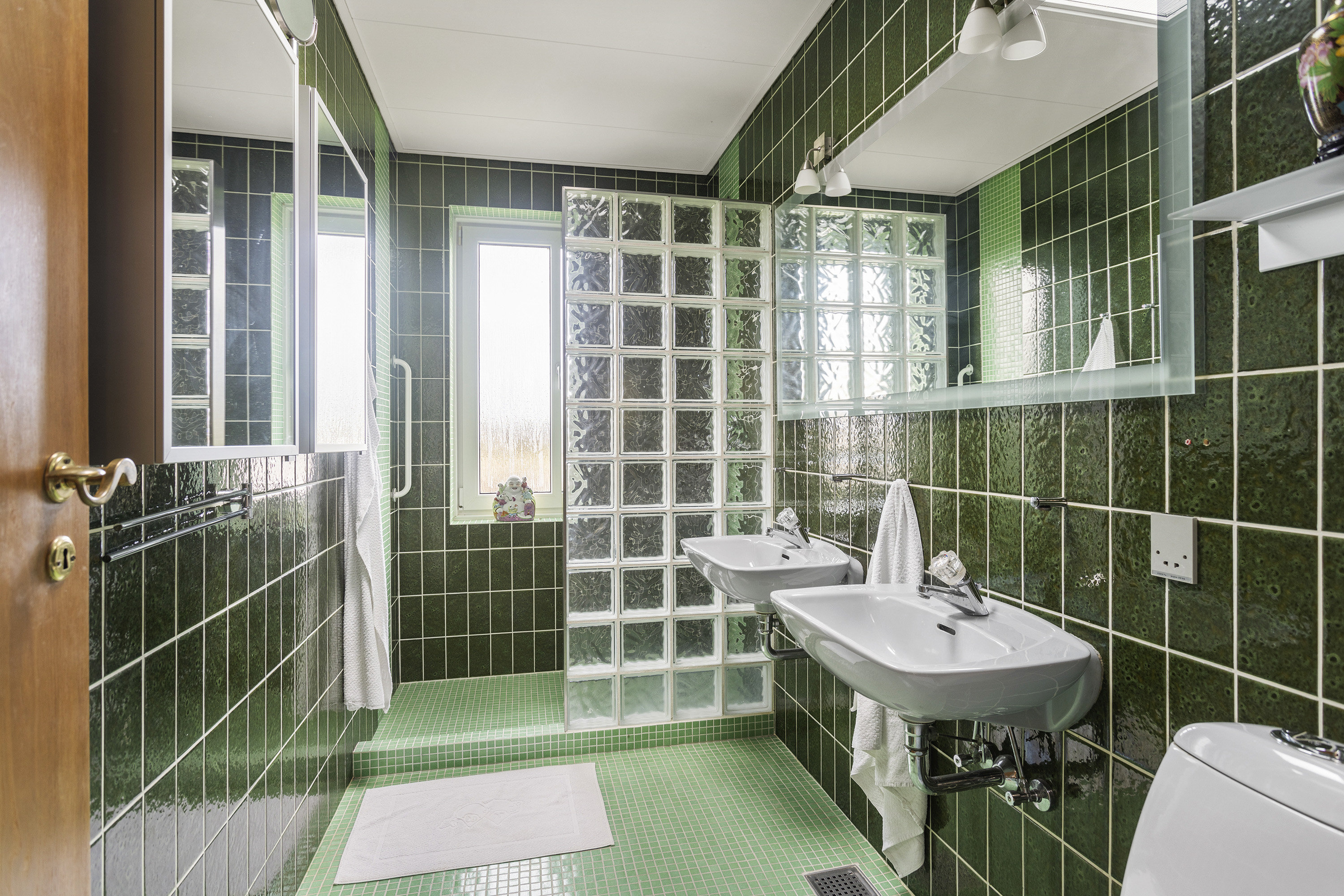 Fremhævet badeværelse billede i fuldskærmstilstand. Billede af Skovbrynet 16, 9900 Frederikshavn