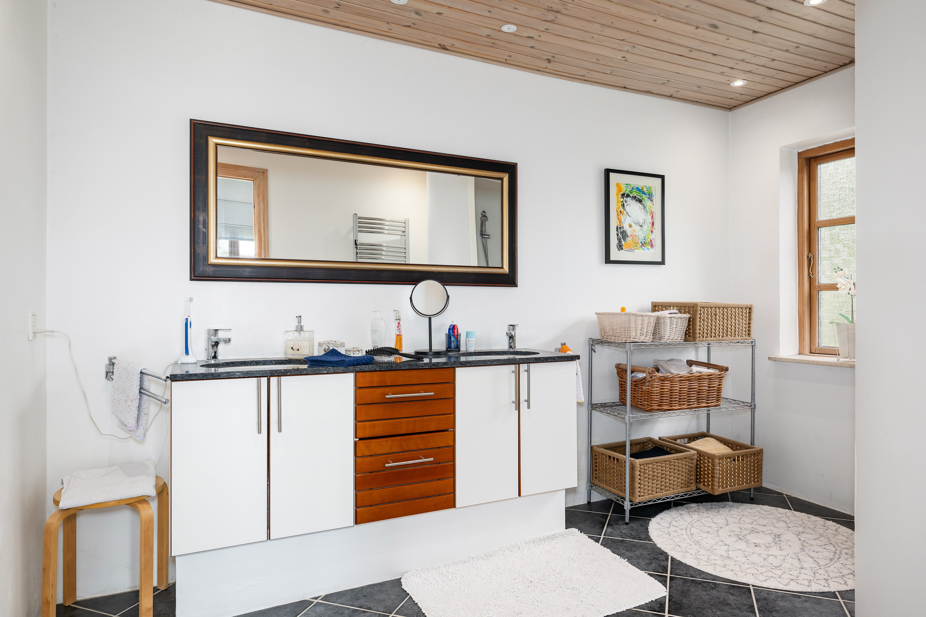 Fremhævet  billede i fuldskærmstilstand. Billede af Laksenborgvej 19, Marielyst, 4873 Væggerløse