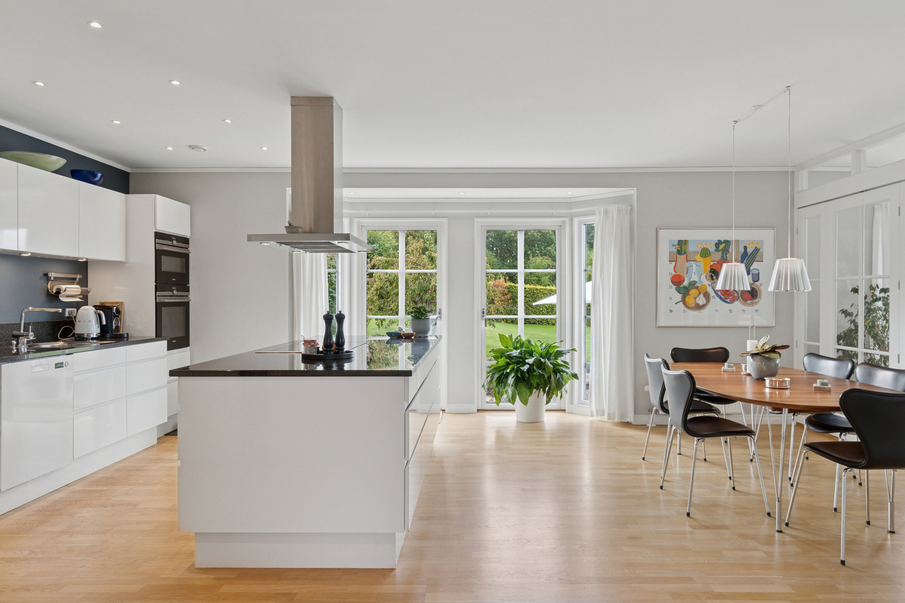 Fremhævet køkken billede i fuldskærmstilstand. Billede af Krogsbøllevej 5, Himmelev, 4000 Roskilde