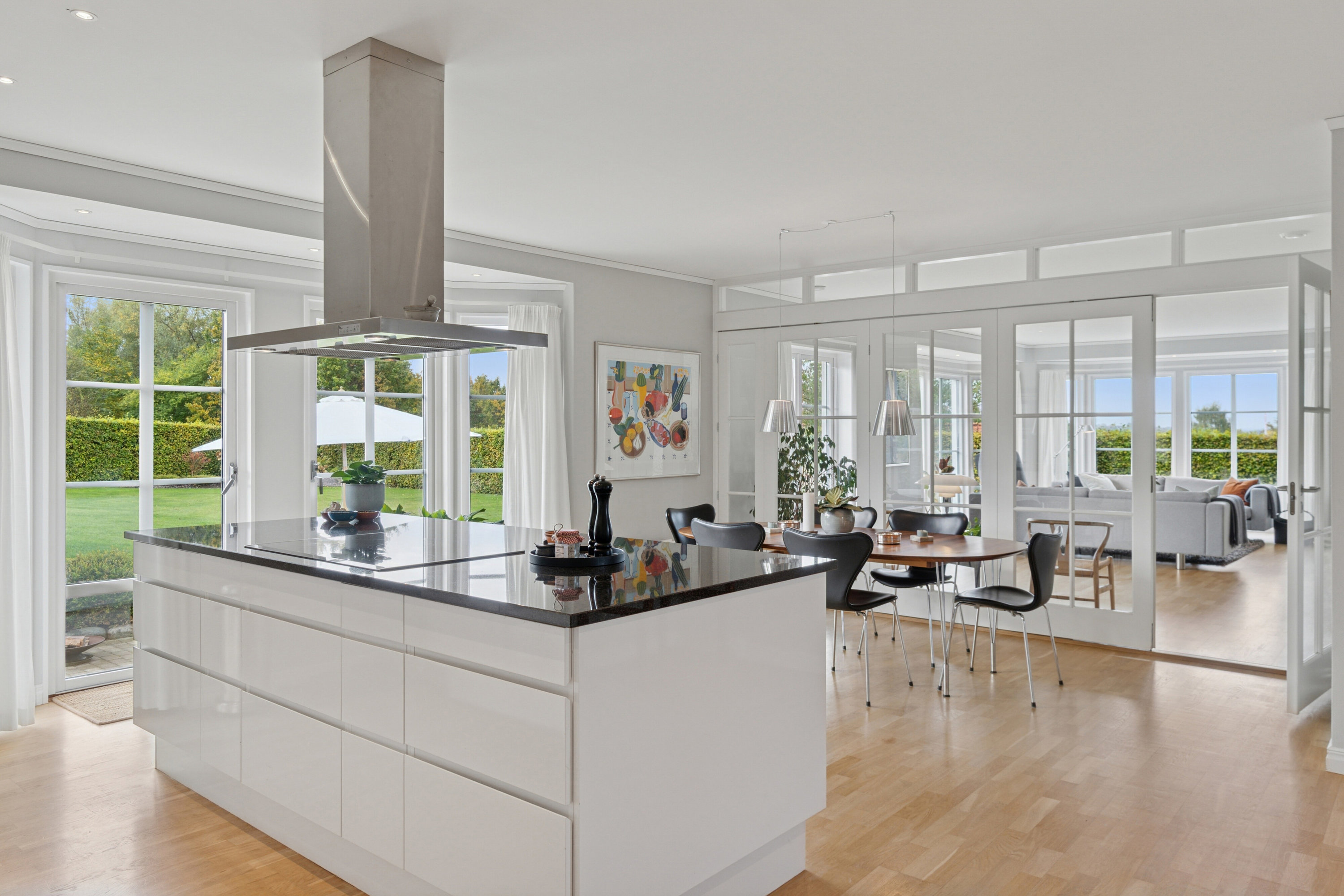 Fremhævet køkken billede i fuldskærmstilstand. Billede af Krogsbøllevej 5, Himmelev, 4000 Roskilde