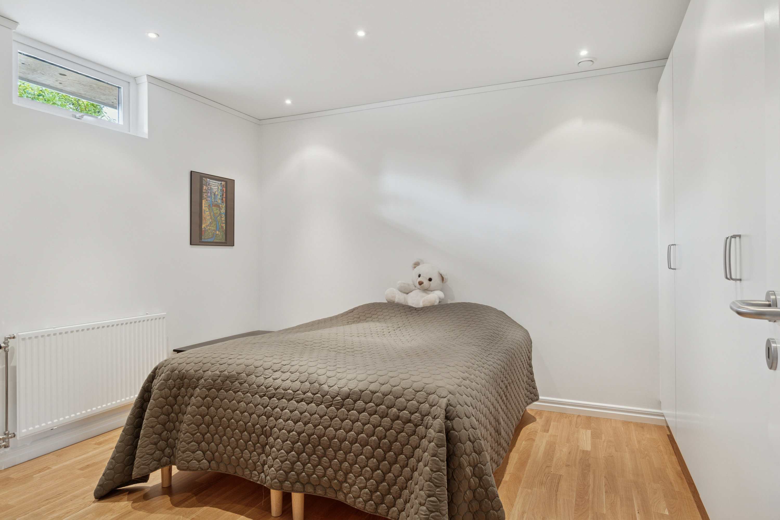 Fremhævet soveværelse billede i fuldskærmstilstand. Billede af Krogsbøllevej 5, Himmelev, 4000 Roskilde