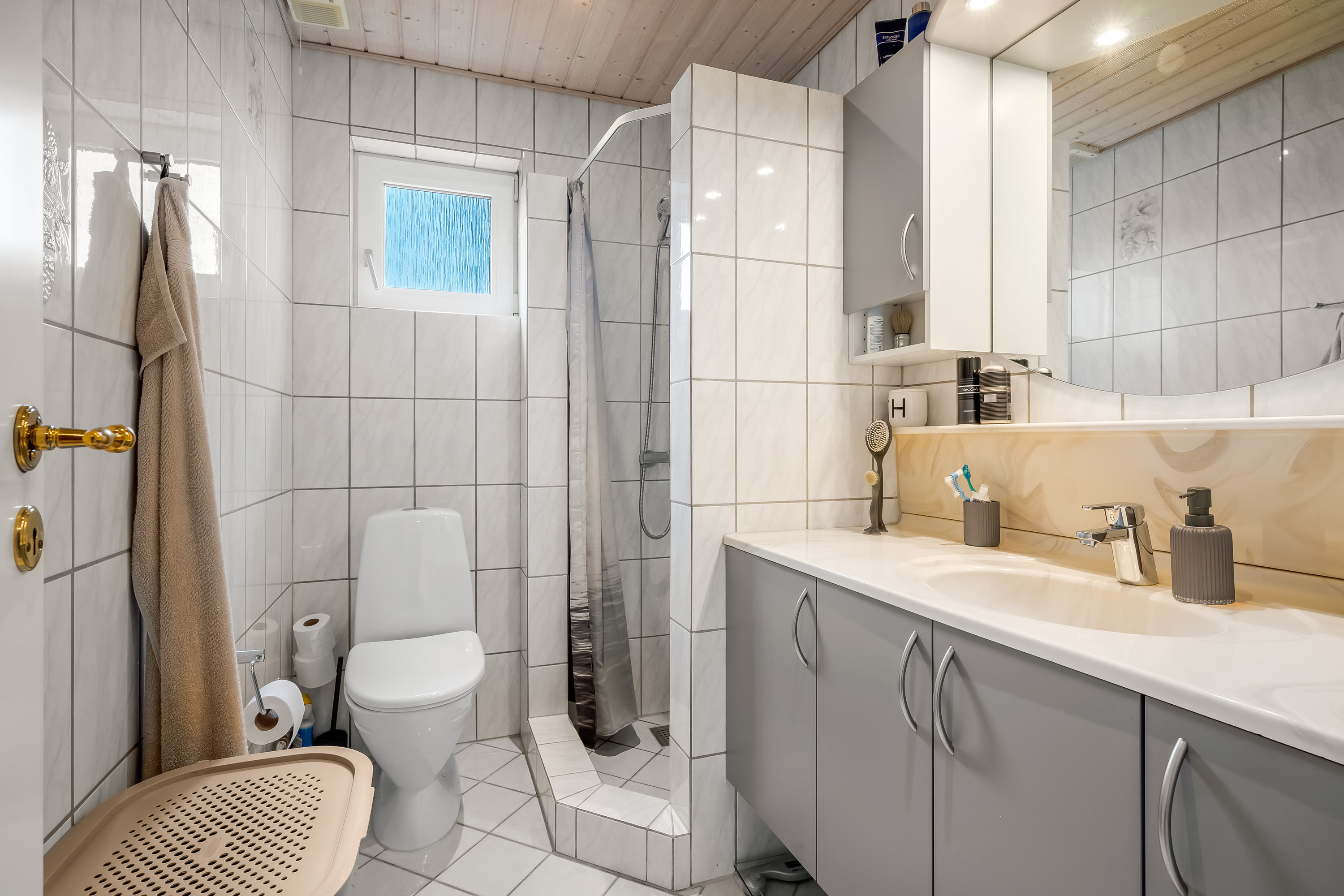 Fremhævet badeværelse billede i fuldskærmstilstand. Billede af Hartmannsvej 47, 7500 Holstebro