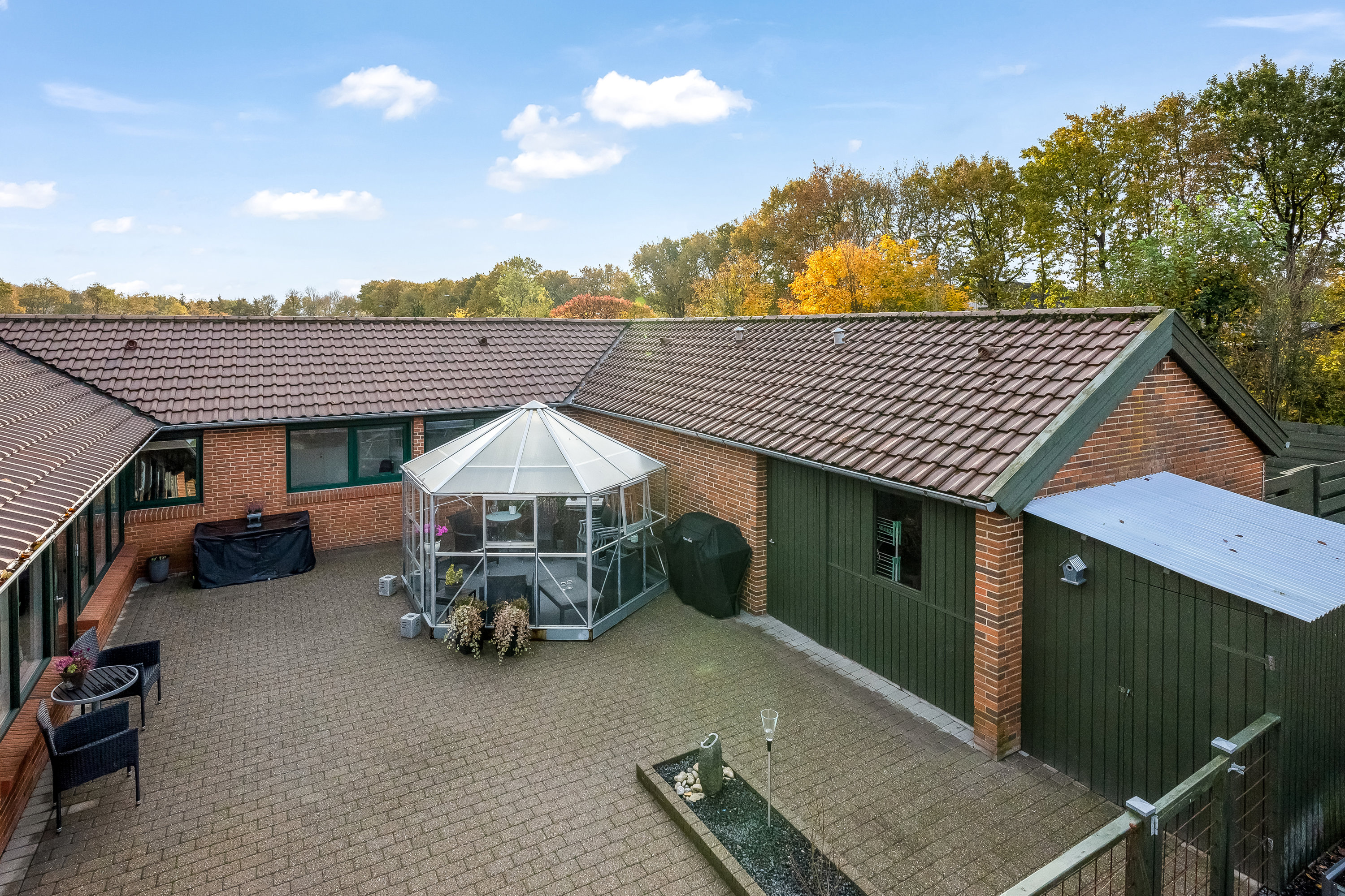 Fremhævet baggård billede i fuldskærmstilstand. Billede af Hartmannsvej 47, 7500 Holstebro