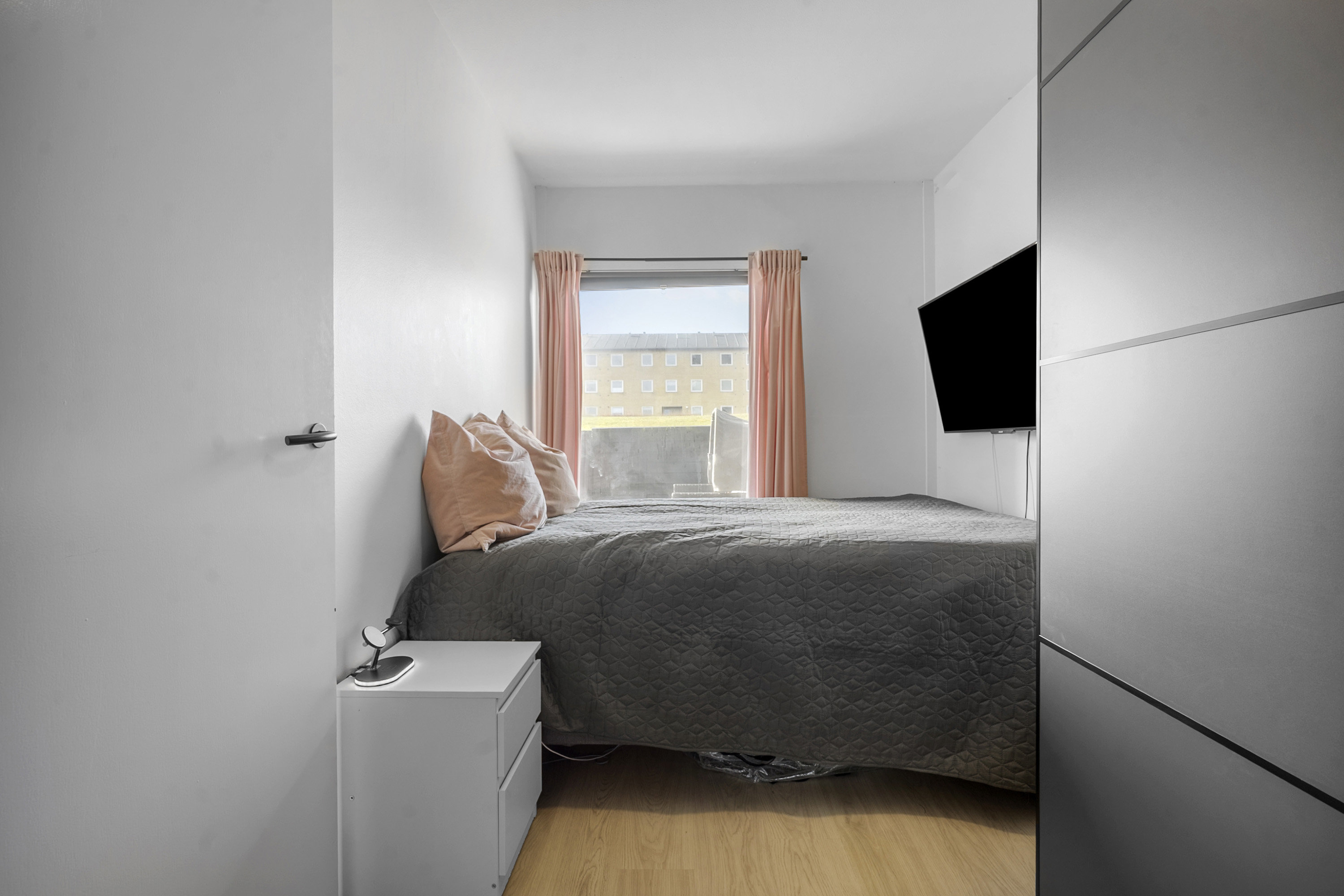 Fremhævet  billede i fuldskærmstilstand. Billede af Revlingbakken 99, st.. tv., 9000 Aalborg