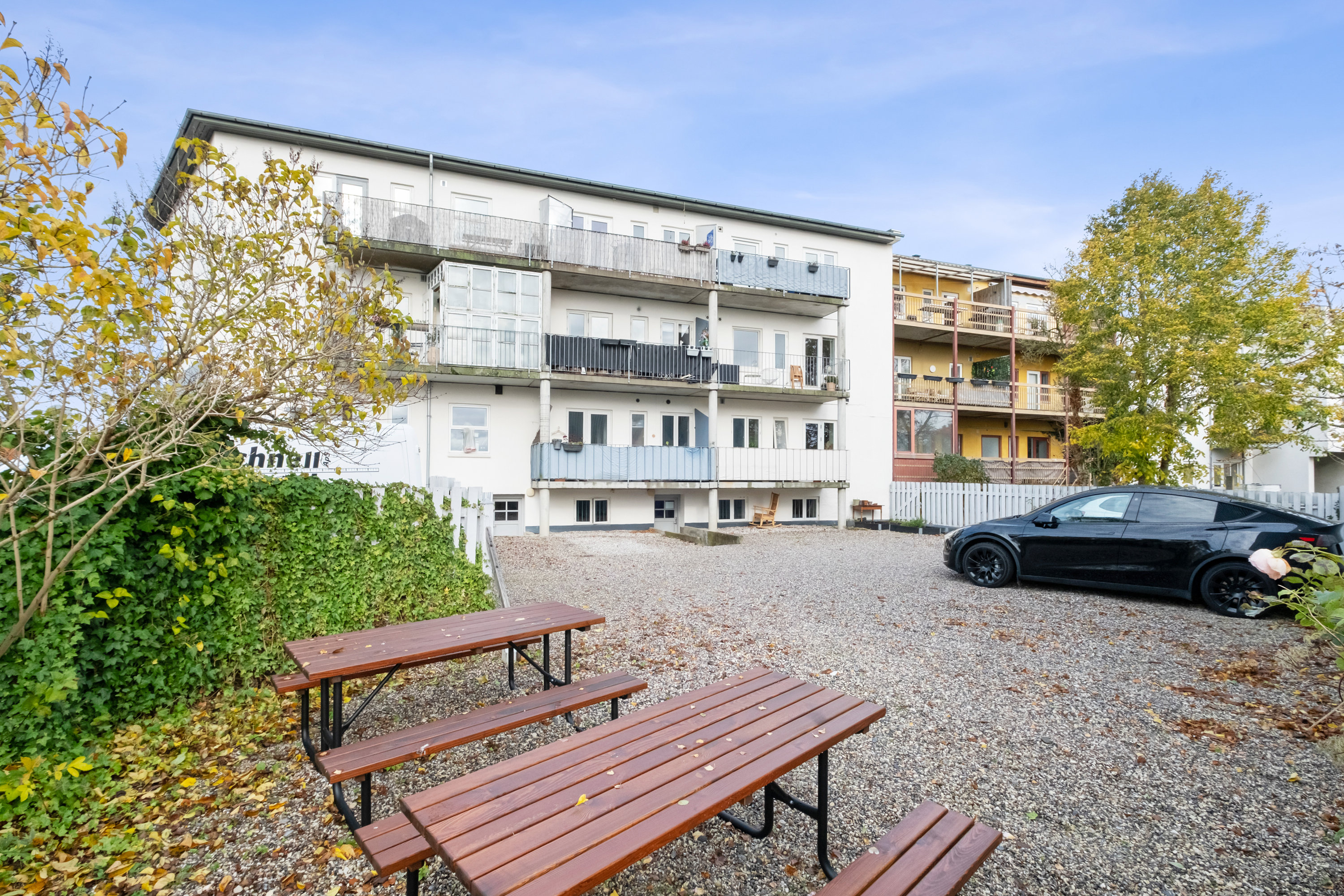 Fremhævet gårdmiljø billede i fuldskærmstilstand. Billede af Silkeborgvej 319B, 2., 8230 Åbyhøj