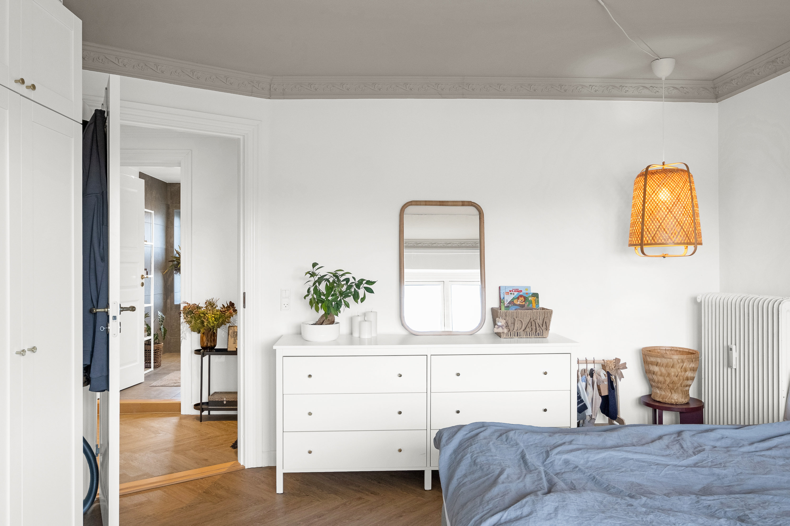 Fremhævet soveværelse billede i fuldskærmstilstand. Billede af Silkeborgvej 319B, 2., 8230 Åbyhøj