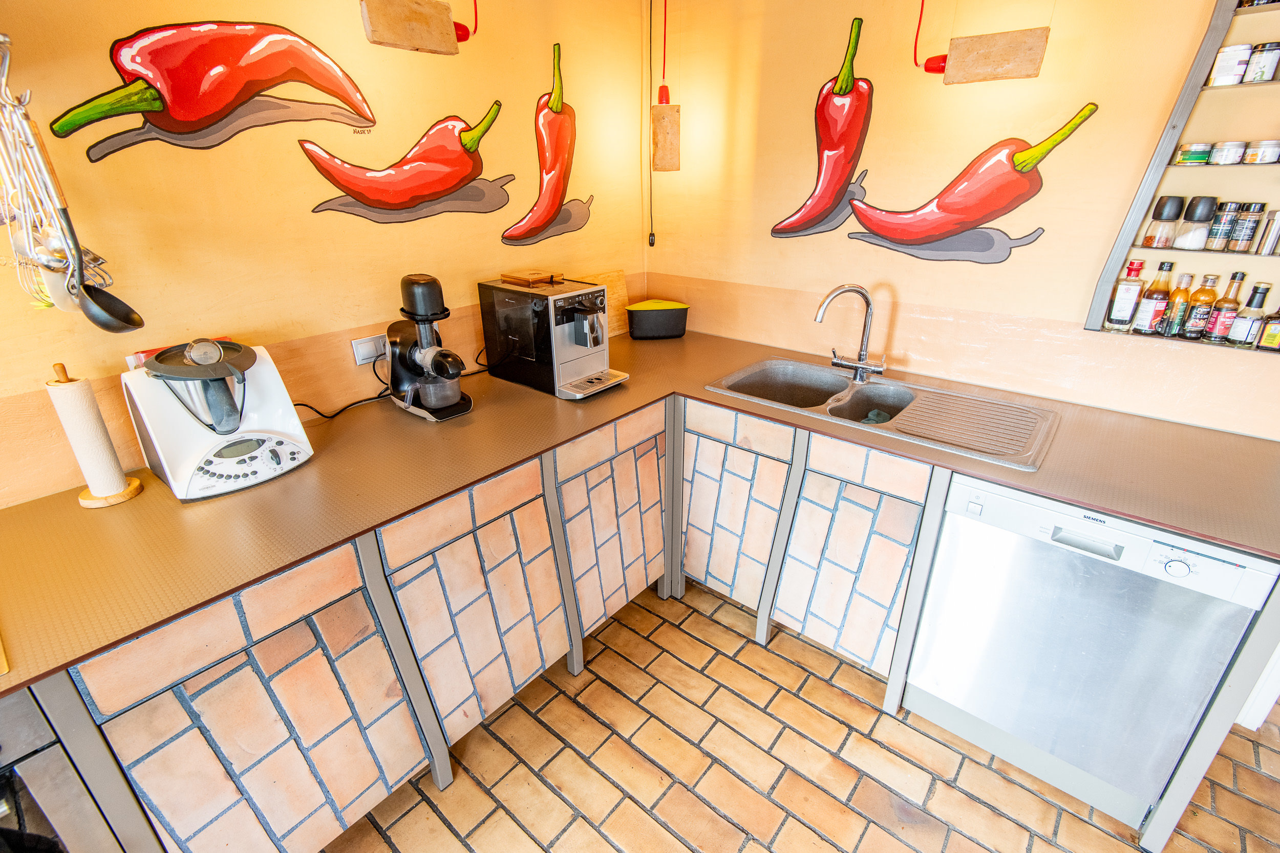 Fremhævet køkken billede i fuldskærmstilstand. Billede af Fiskenæsvej 15, 6300 Gråsten