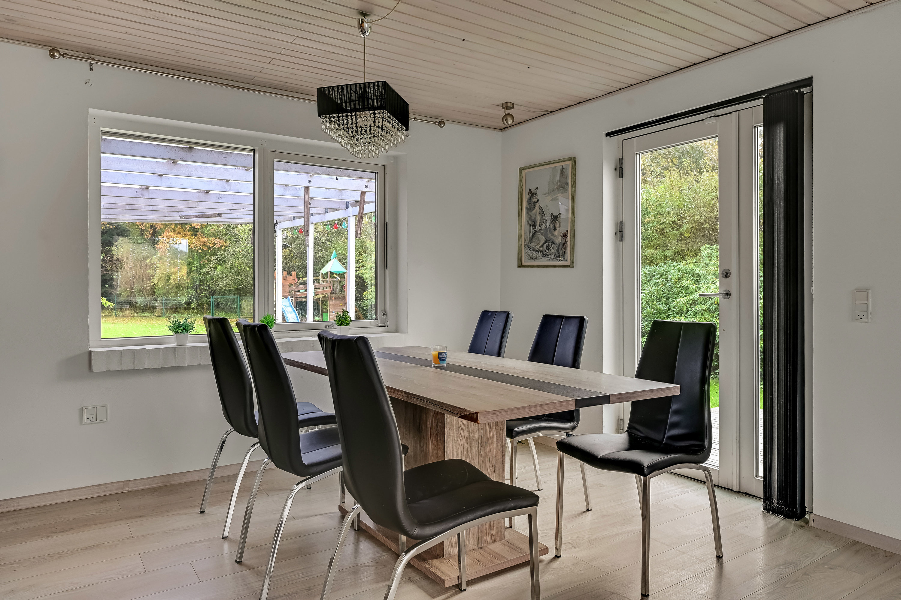 Miniaturebillede 2: stue. Billede af Engvangen 33, Stend-Krogag, 7200 Grindsted