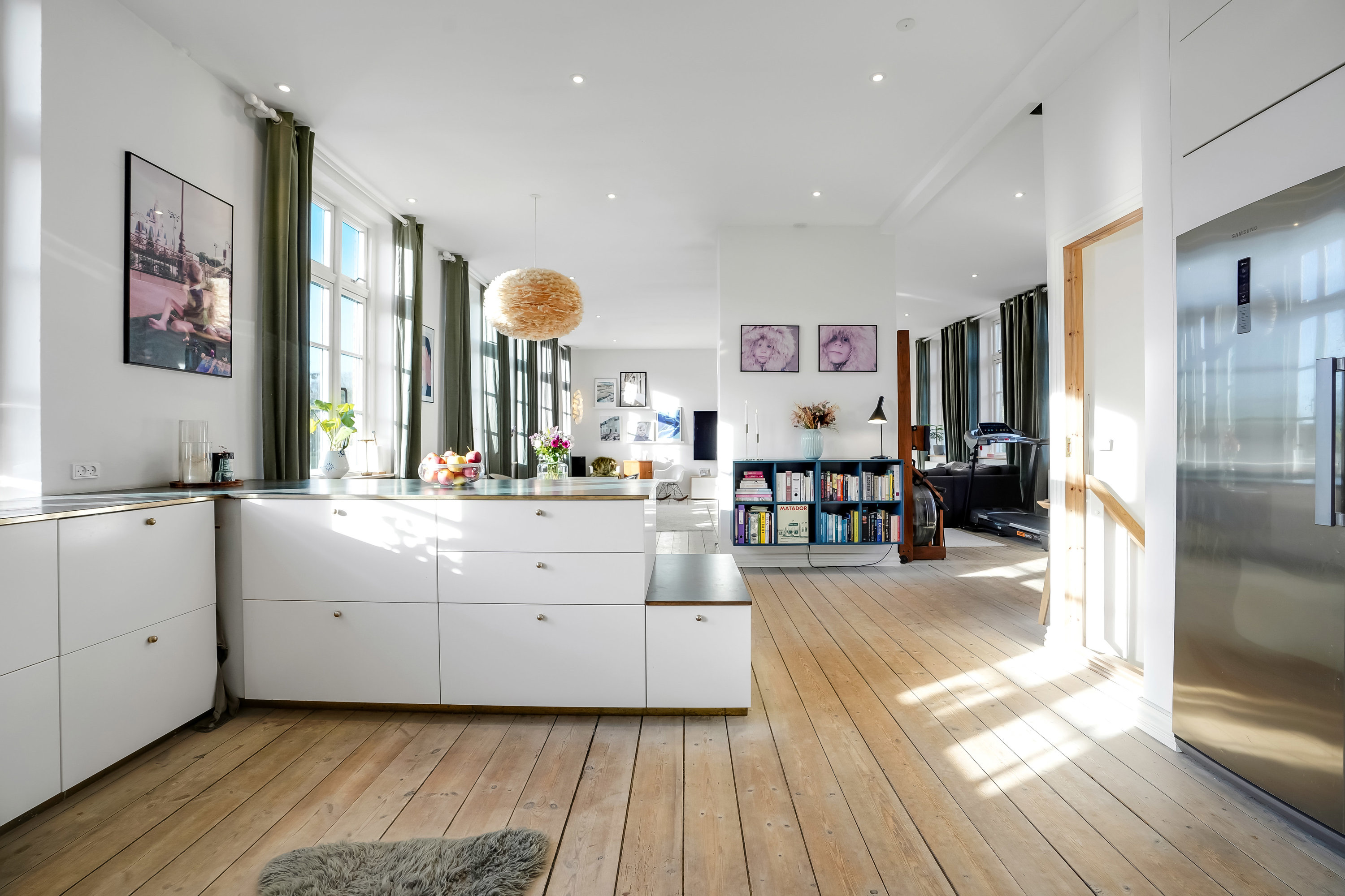 Fremhævet stue billede i fuldskærmstilstand. Billede af Ryttergade 4, Brylle, 5690 Tommerup