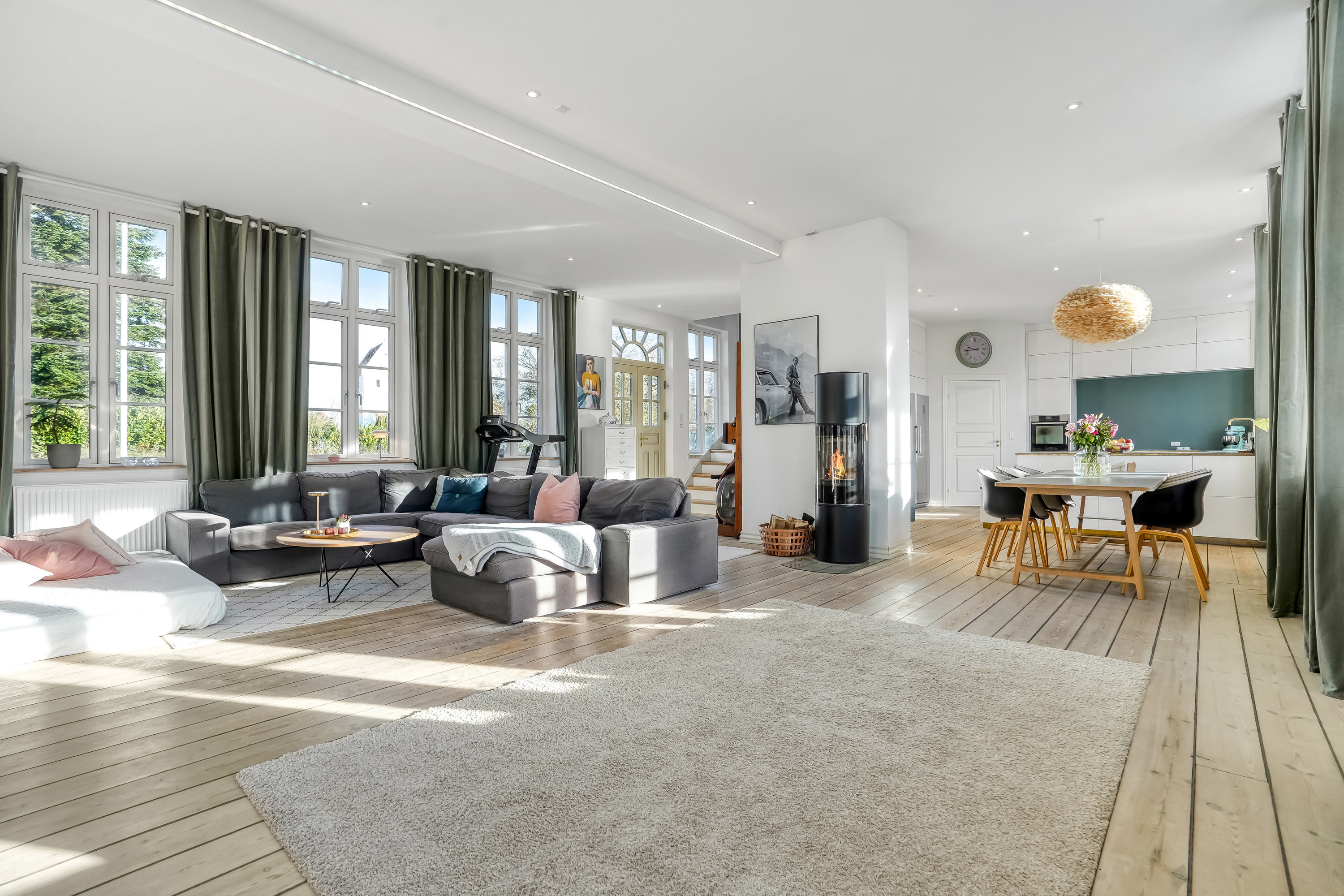 Fremhævet stue billede i fuldskærmstilstand. Billede af Ryttergade 4, Brylle, 5690 Tommerup