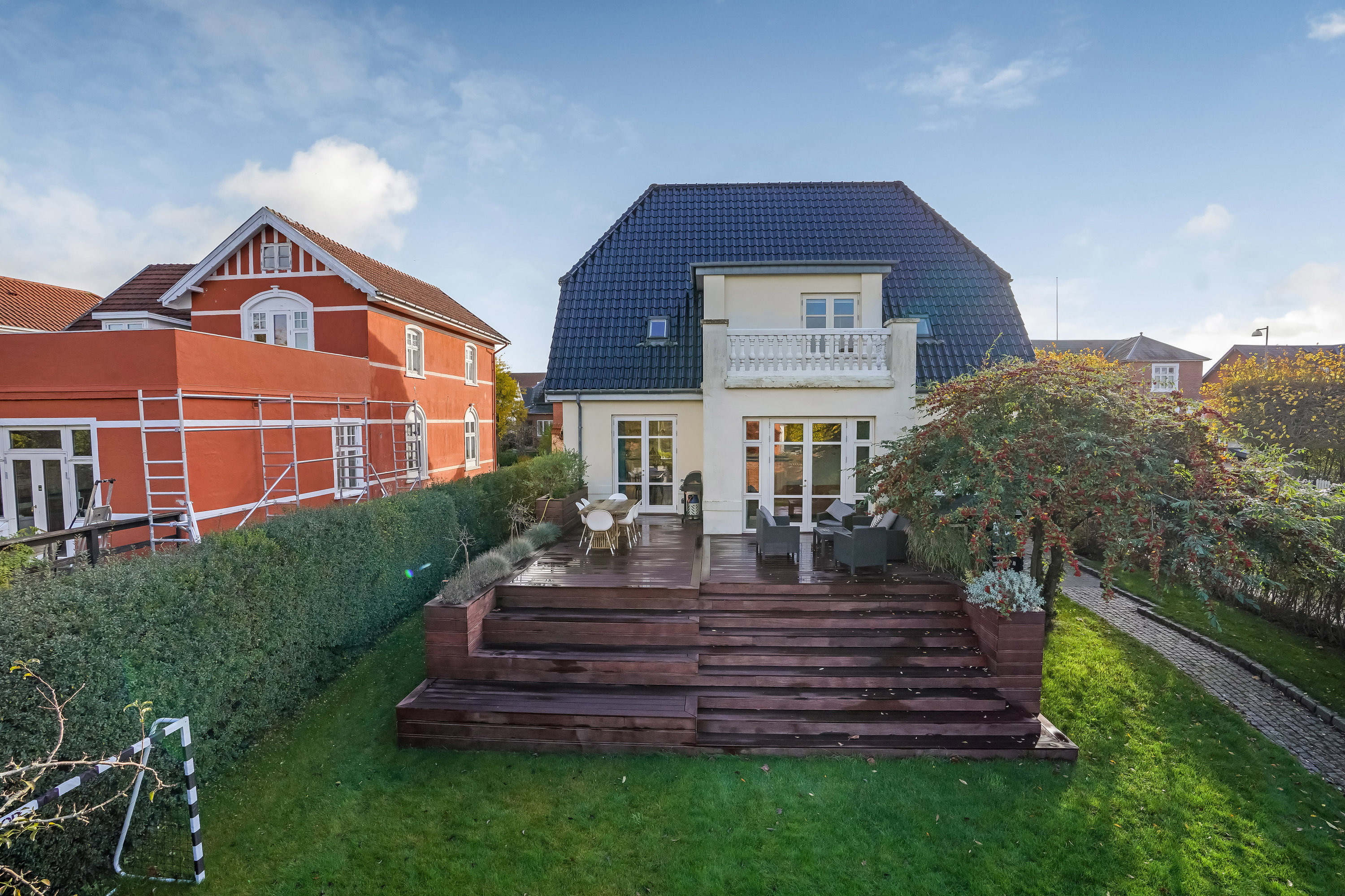 Fremhævet ejendommen billede i fuldskærmstilstand. Billede af Finsens Allé 1, 5230 Odense M