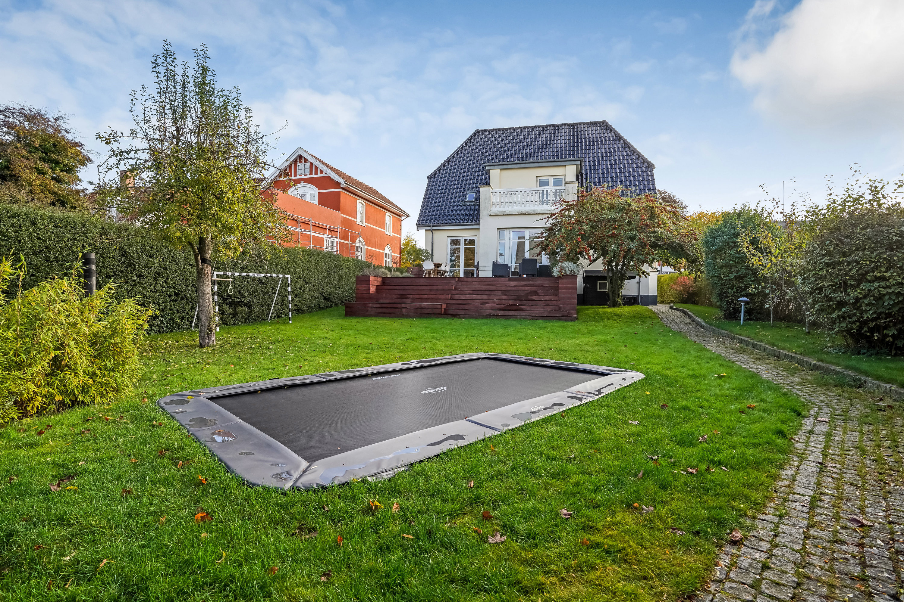 Fremhævet have billede i fuldskærmstilstand. Billede af Finsens Allé 1, 5230 Odense M