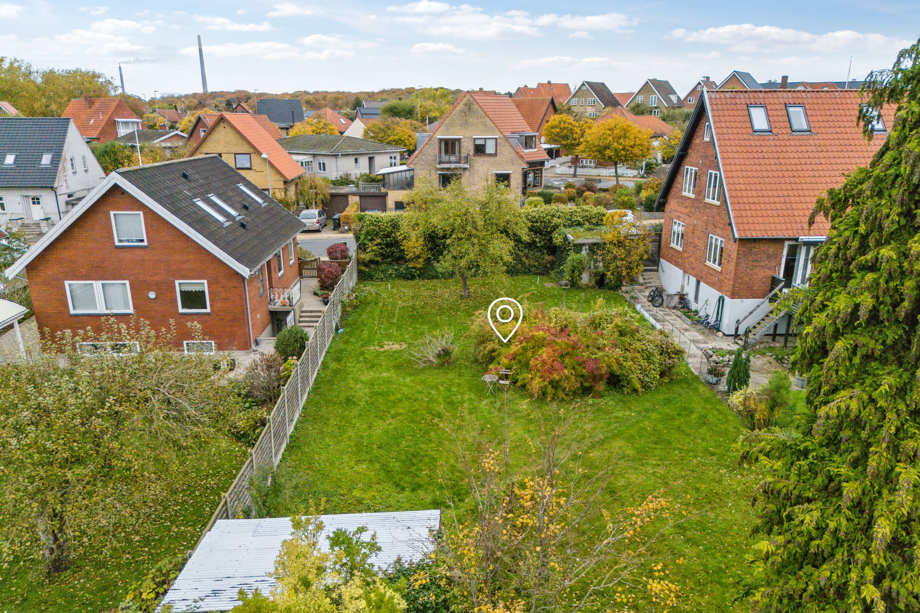 Fremhævet udendørs billede i fuldskærmstilstand. Billede af Irisvej 9, 5000 Odense C