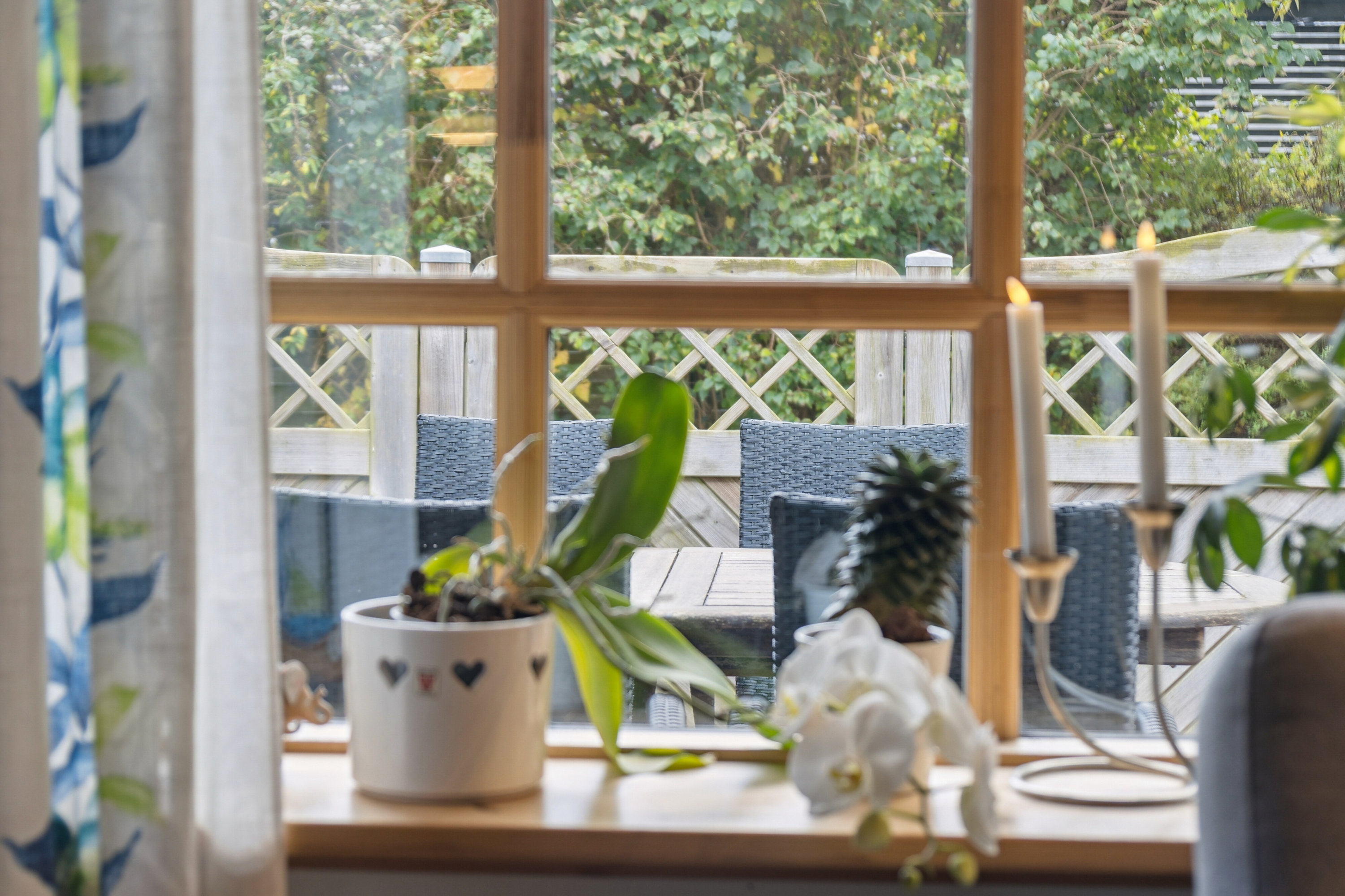 Fremhævet stue billede i fuldskærmstilstand. Billede af Melby Enghavevej 7, Enghaven, 3300 Frederiksværk