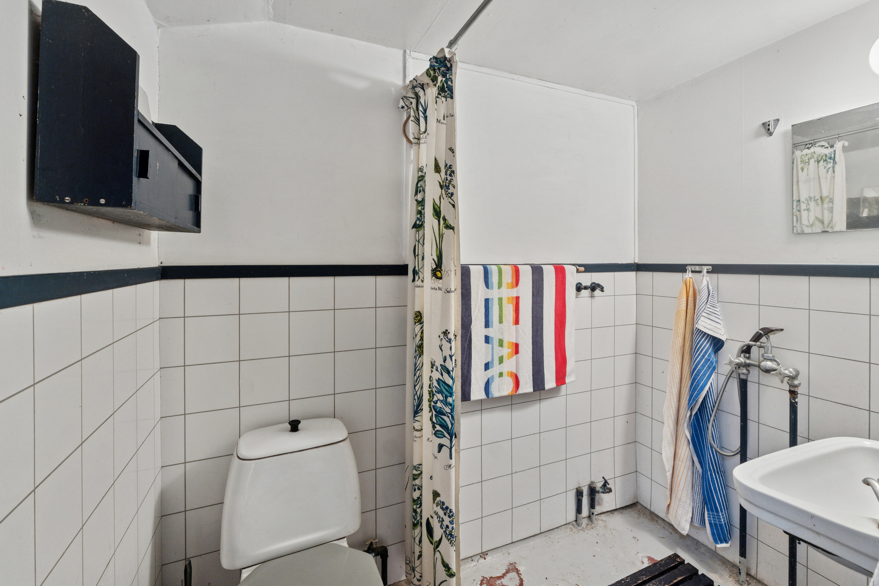 Fremhævet badeværelse billede i fuldskærmstilstand. Billede af Spættevej 2, Sandet, 3300 Frederiksværk