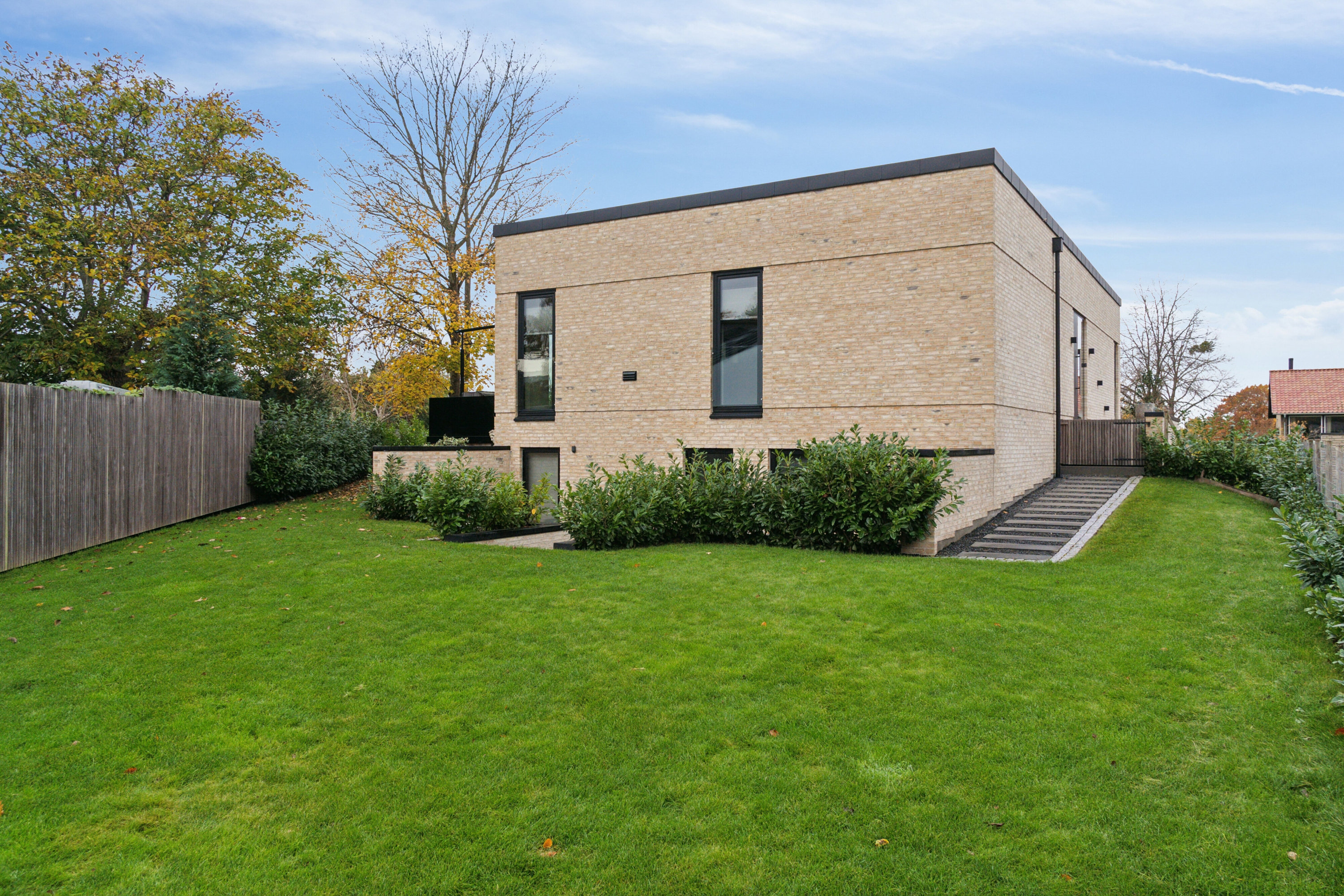 Fremhævet ejendommen billede i fuldskærmstilstand. Billede af Jyllands Allé 111B, 8270 Højbjerg