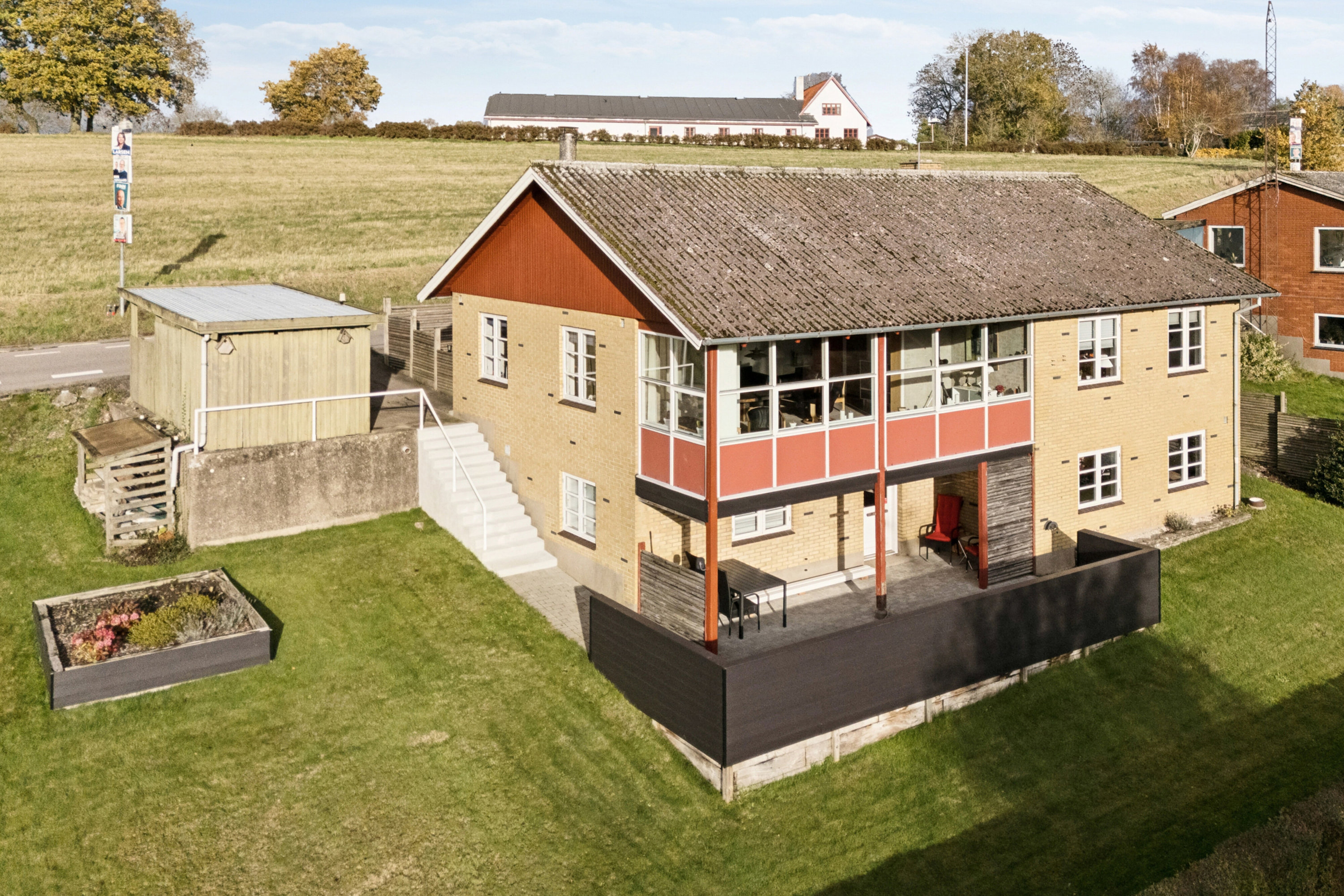 Miniaturebillede 1: set fra haven. Billede af Gelstrupvej 6, Egebjerg, 4500 Nykøbing Sj