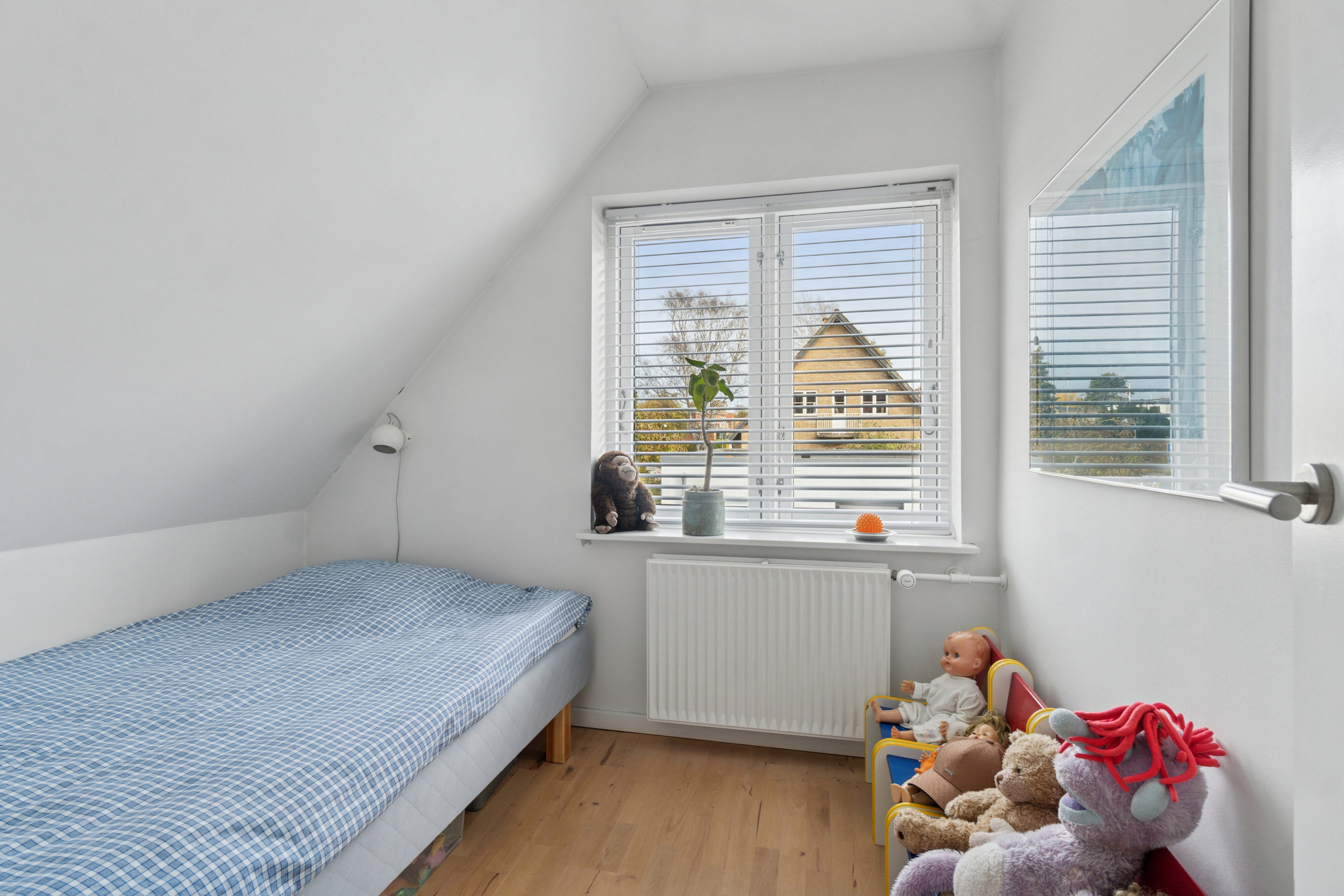 Fremhævet værelse billede i fuldskærmstilstand. Billede af Lyngbyvej 9, 8000 Aarhus C