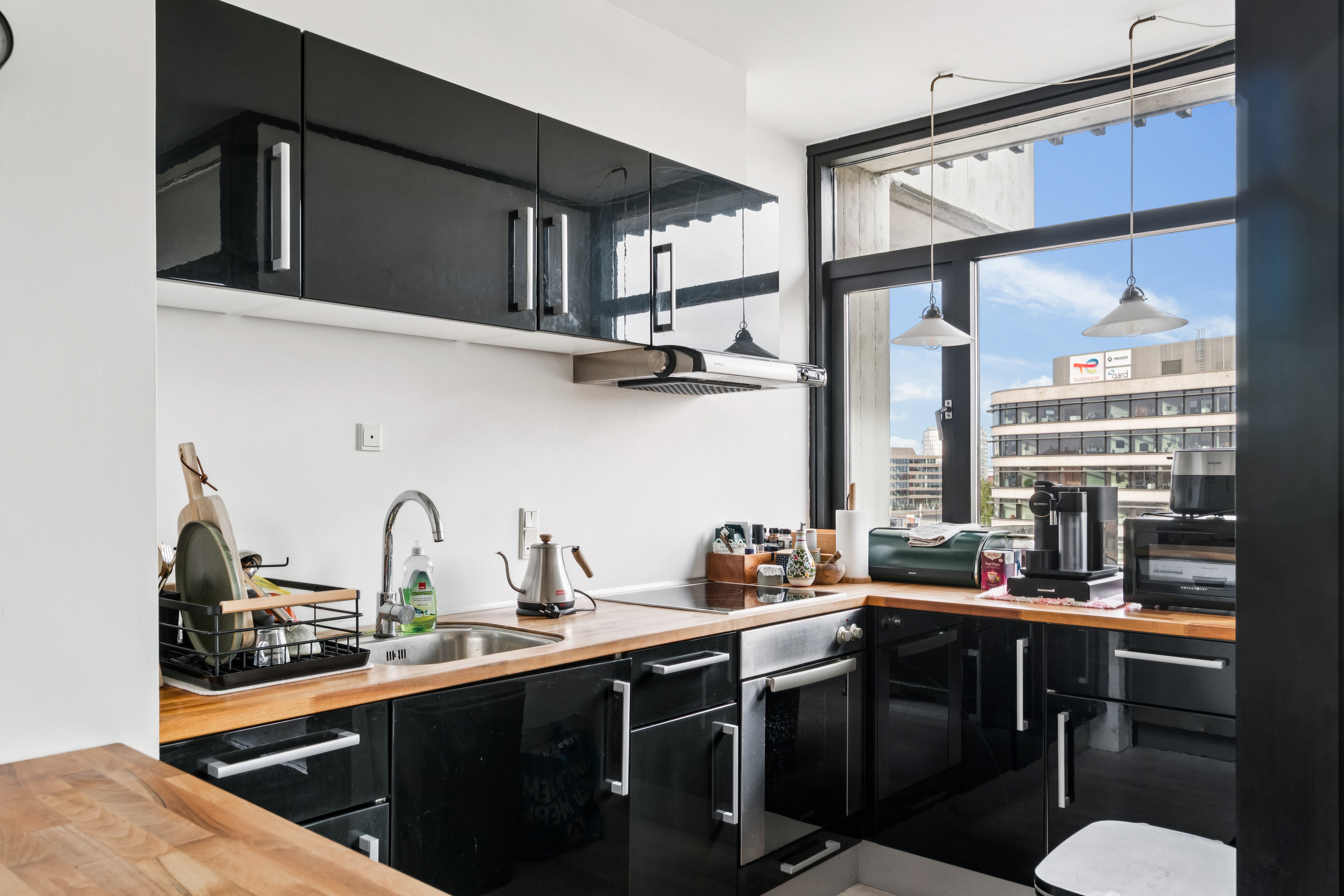 Fremhævet køkken billede i fuldskærmstilstand. Billede af Holsteinsgade 66, 5. 14., 2100 København Ø
