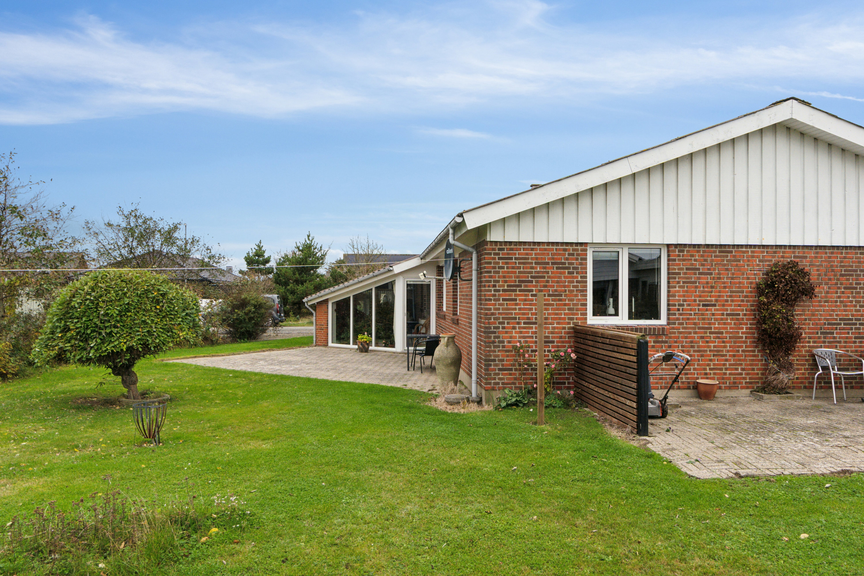 Fremhævet set fra haven billede i fuldskærmstilstand. Billede af Tyttebærvej 4, Agger, 7770 Vestervig