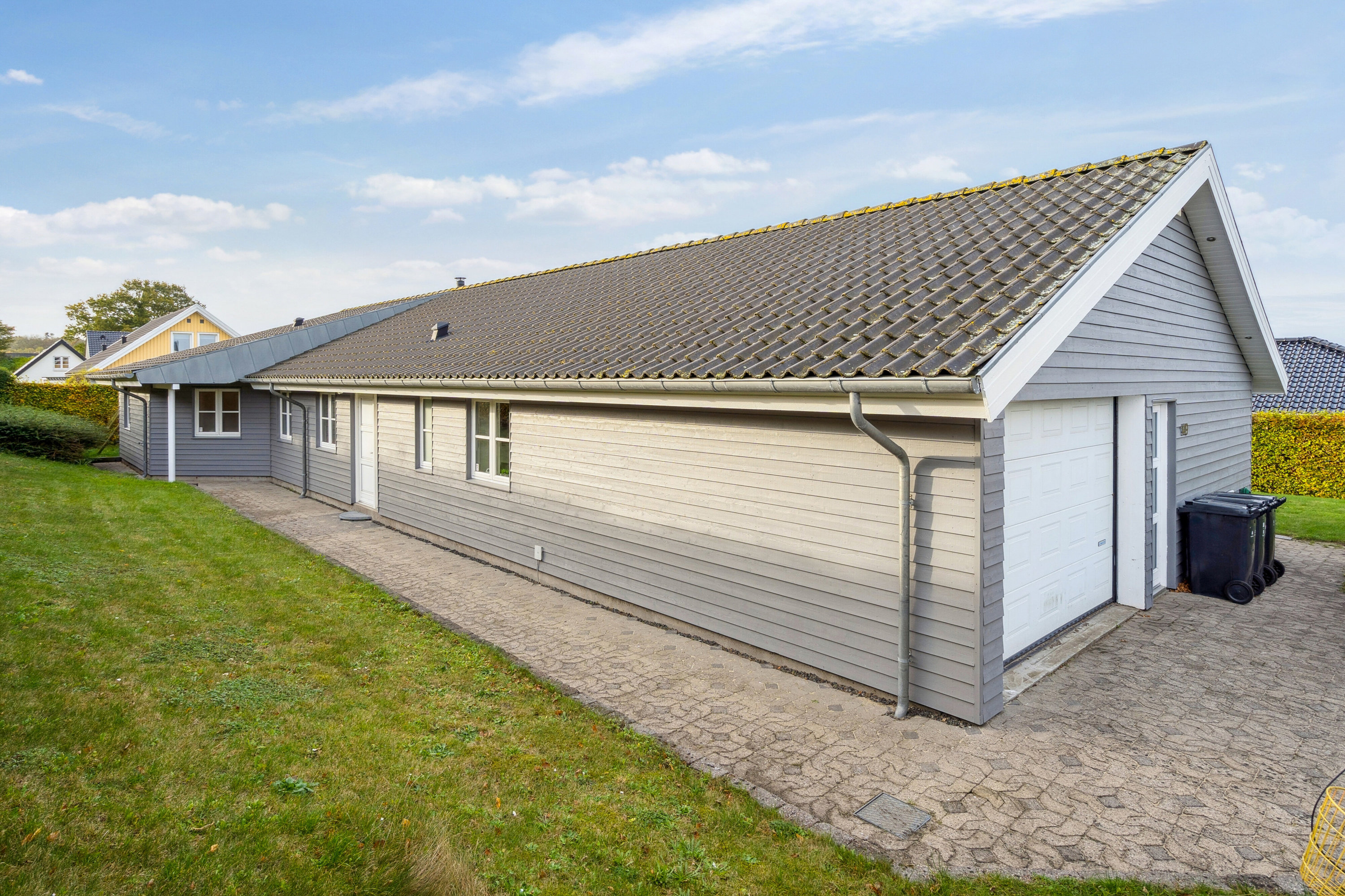 Fremhævet set fra vejen billede i fuldskærmstilstand. Billede af Brinken 149, Mogenstrup, 4700 Næstved