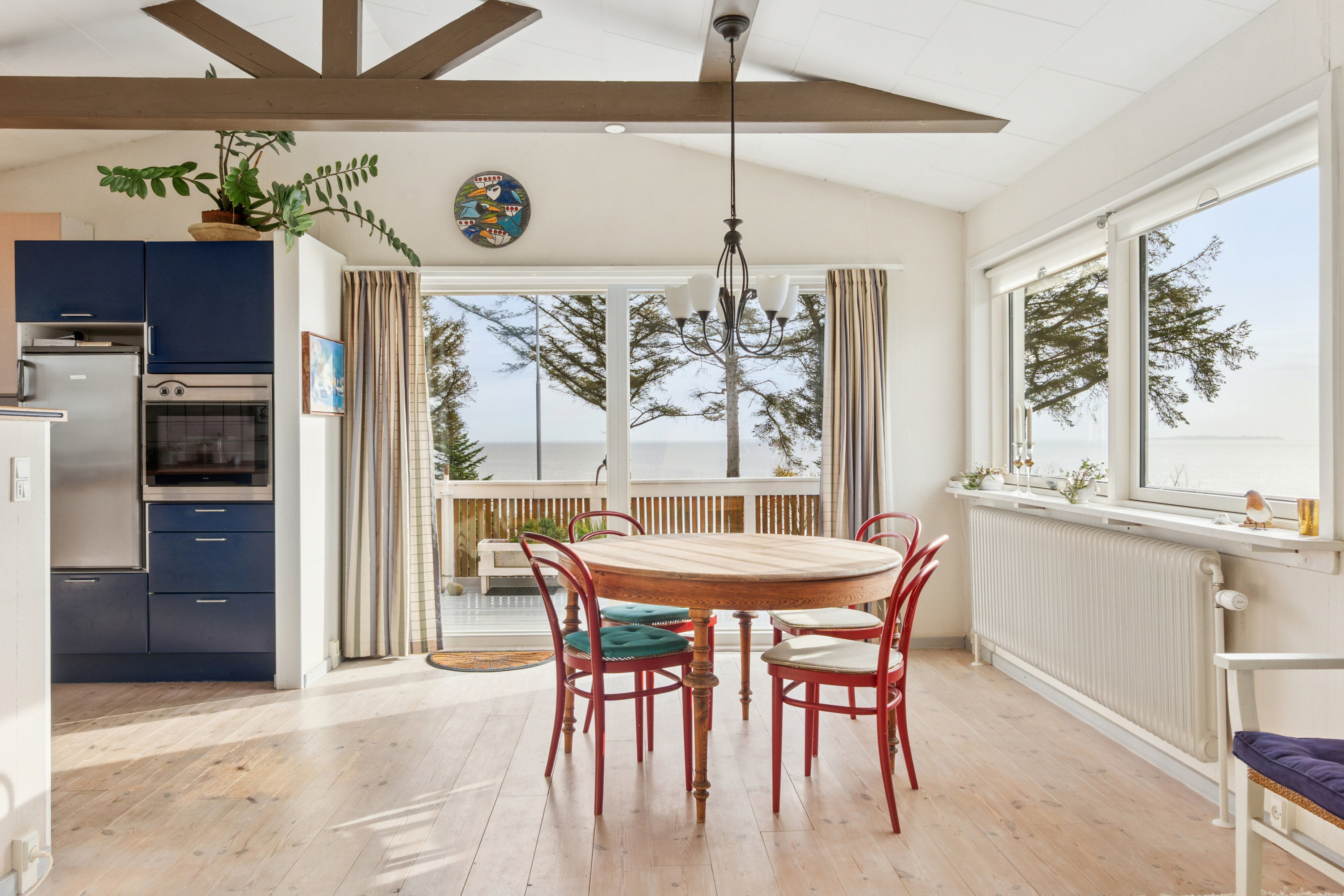 Fremhævet spisestue billede i fuldskærmstilstand. Billede af Gl. Feggesundvej 140, Amtoft, 7742 Vesløs